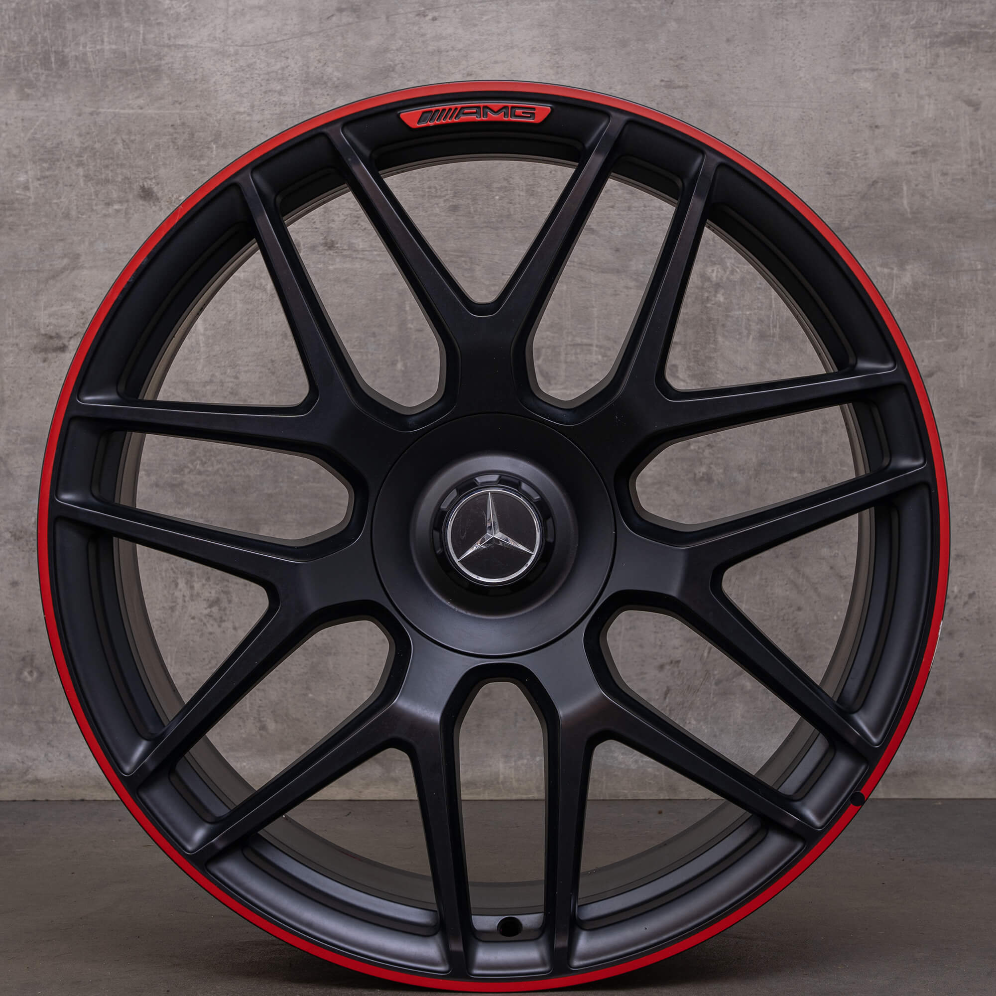 Mercedes-Benz G-Klasse G63 AMG velgen 22 inch W463A A4634012000 zwart mat velg rood