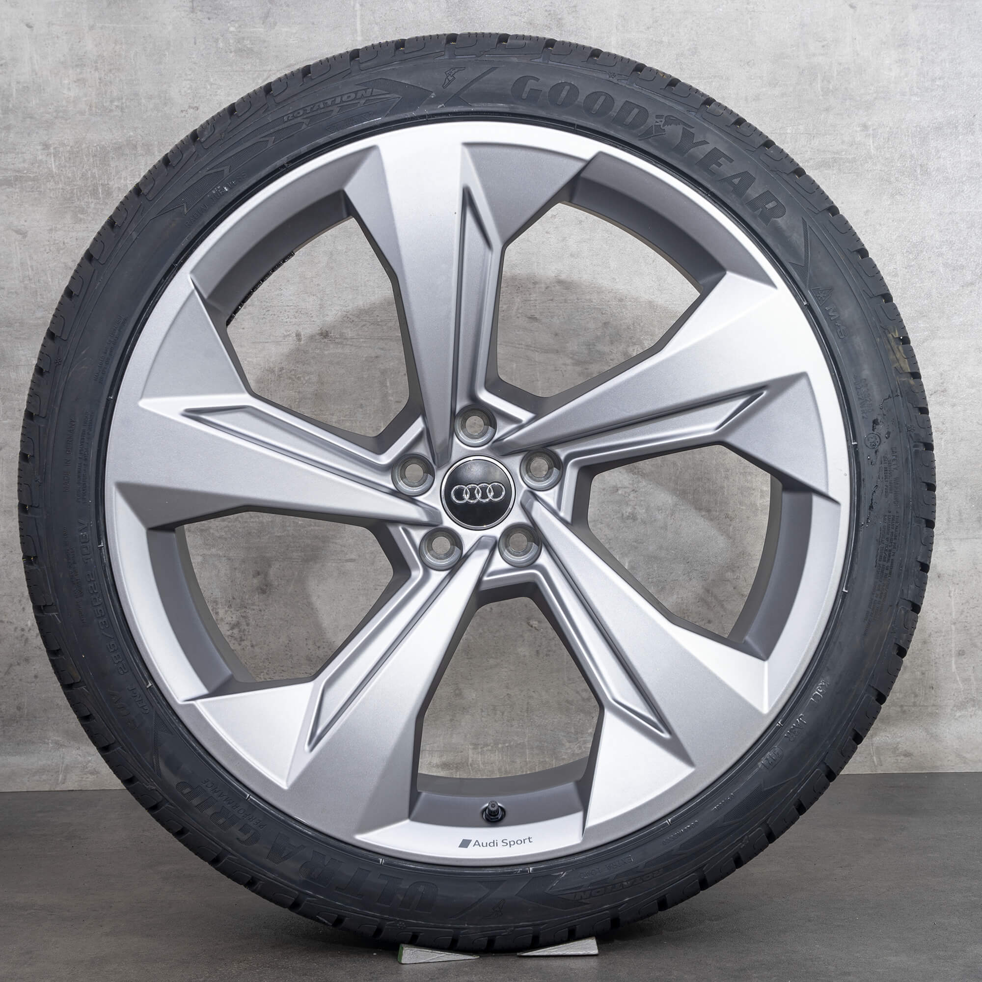 Audi 22 inch rims Q7 SQ7 4M Edge winter wheels tires 4M0601025CD