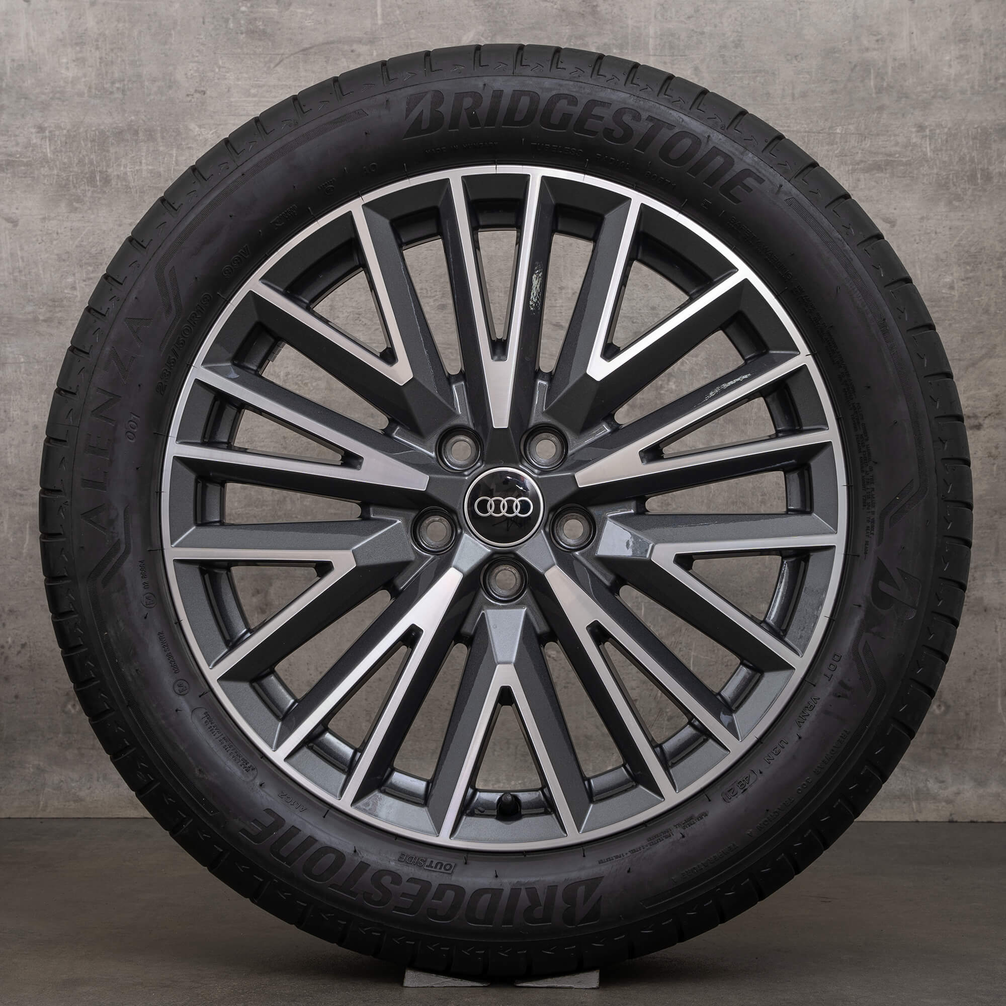 Audi Q3 F3 summer wheels 19 inch rims tires 83A601025L graphite gray