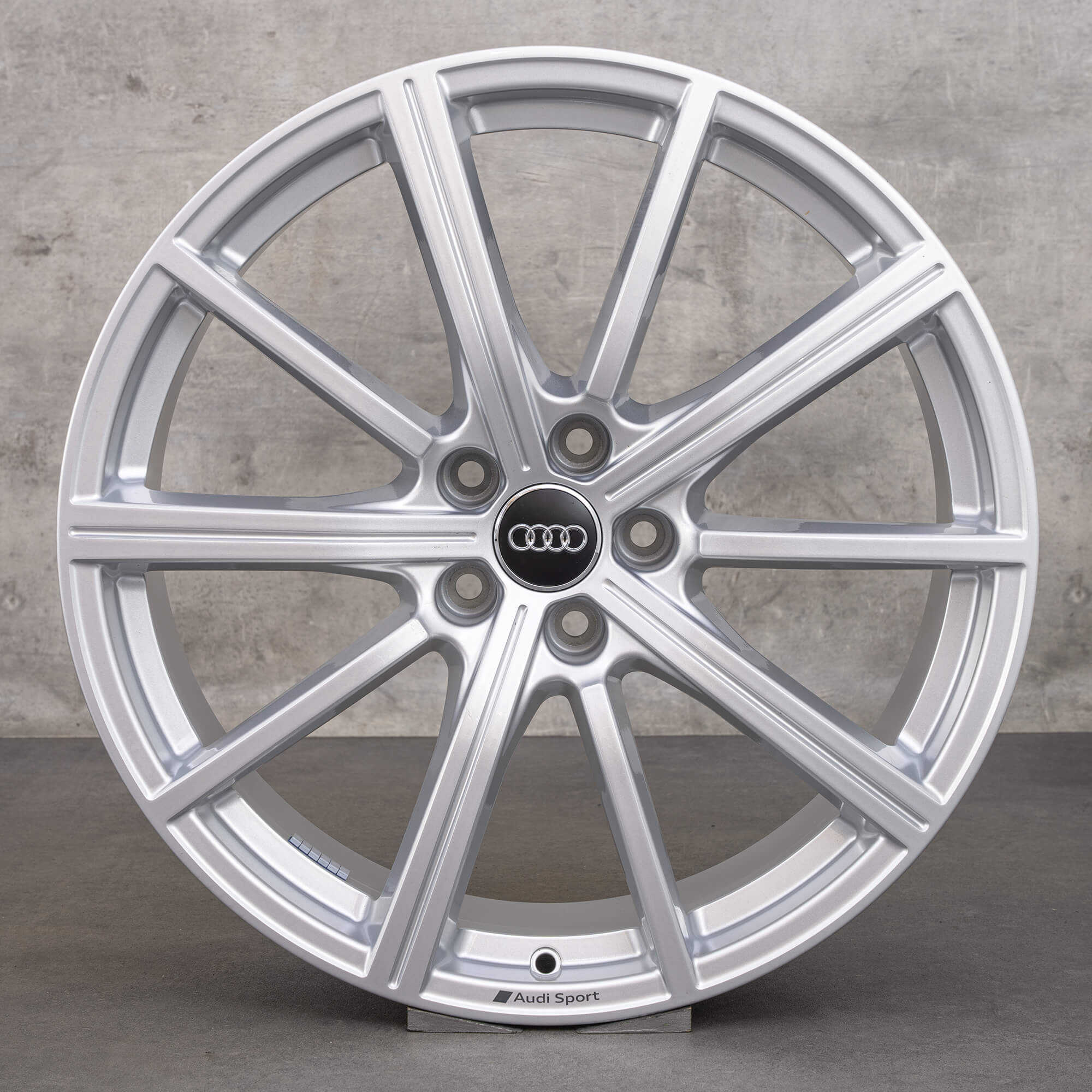 Jante Audi 20 inch S line Q3 RSQ3 F3 jante aluminiu 83A601025S 8.5 x ET 38 NOU