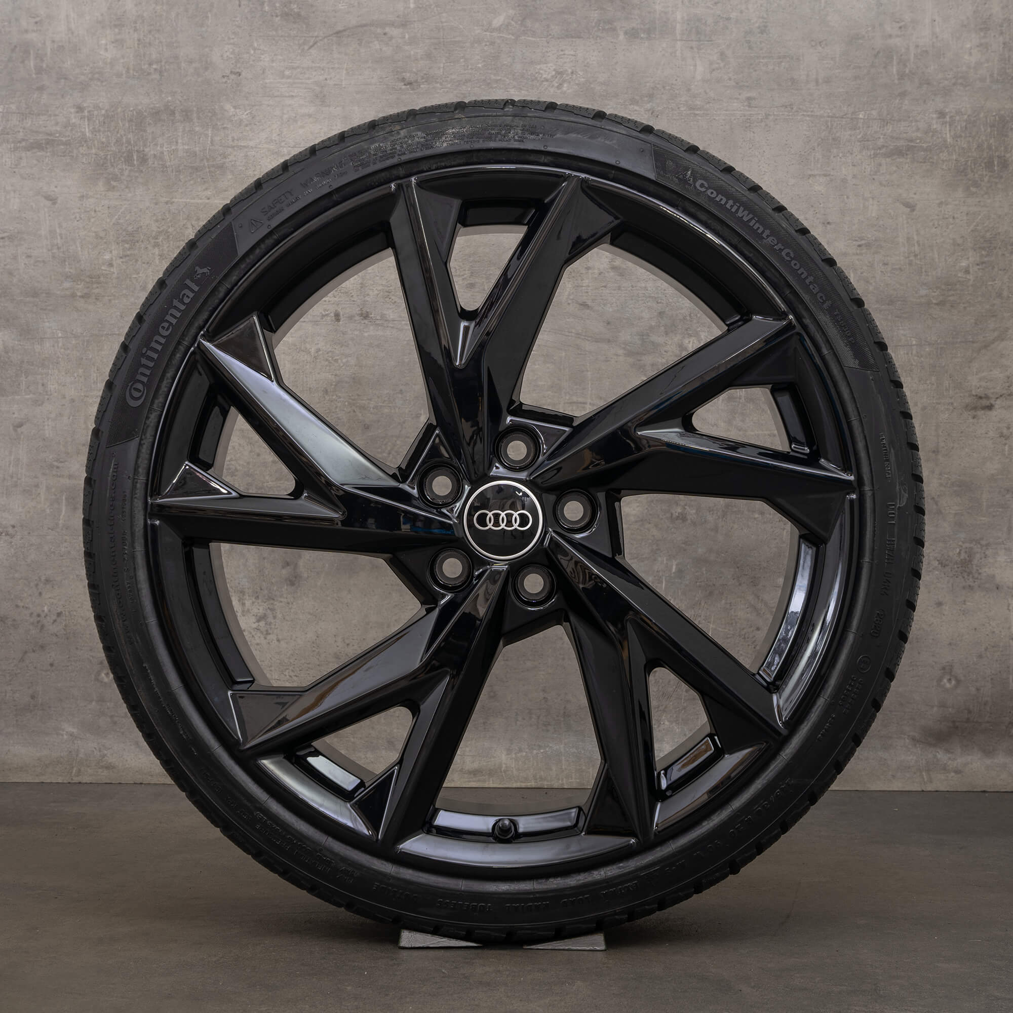 Originele Audi R8 4T 20 inch velgen winterbanden 4S0601025CA 4S0601025CC winterwielen zwart