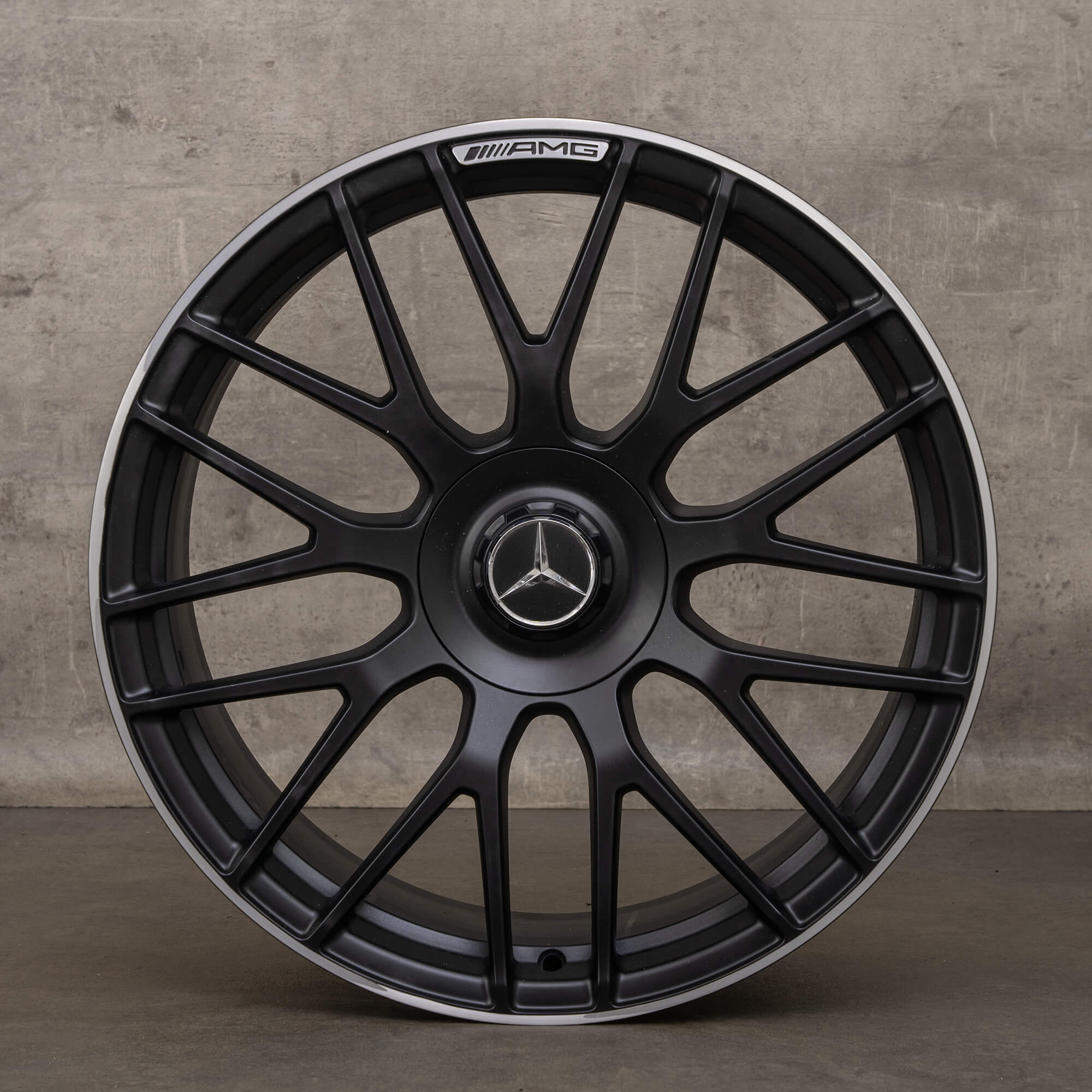 Orijinal AMG Mercedes C63 S C205 A205 19 20 inç jantlar A2054016100 A2054015900