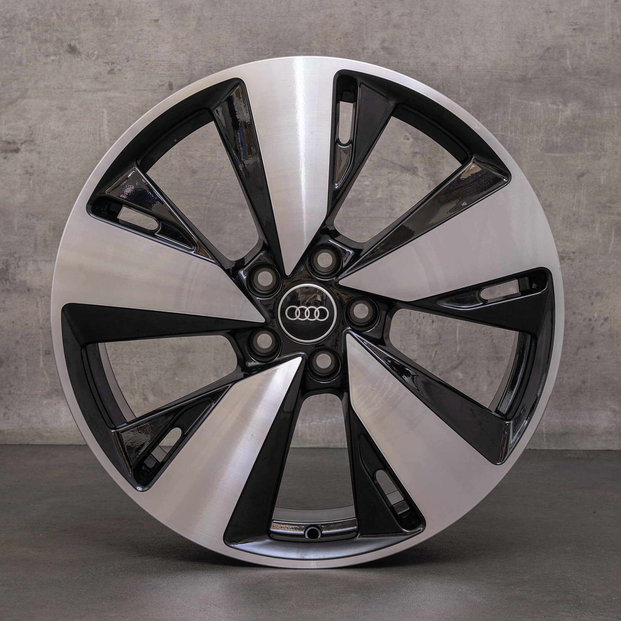 OEM Audi A5 S5 rims 19 inch B10 8B3601025F black glossy turned NEW