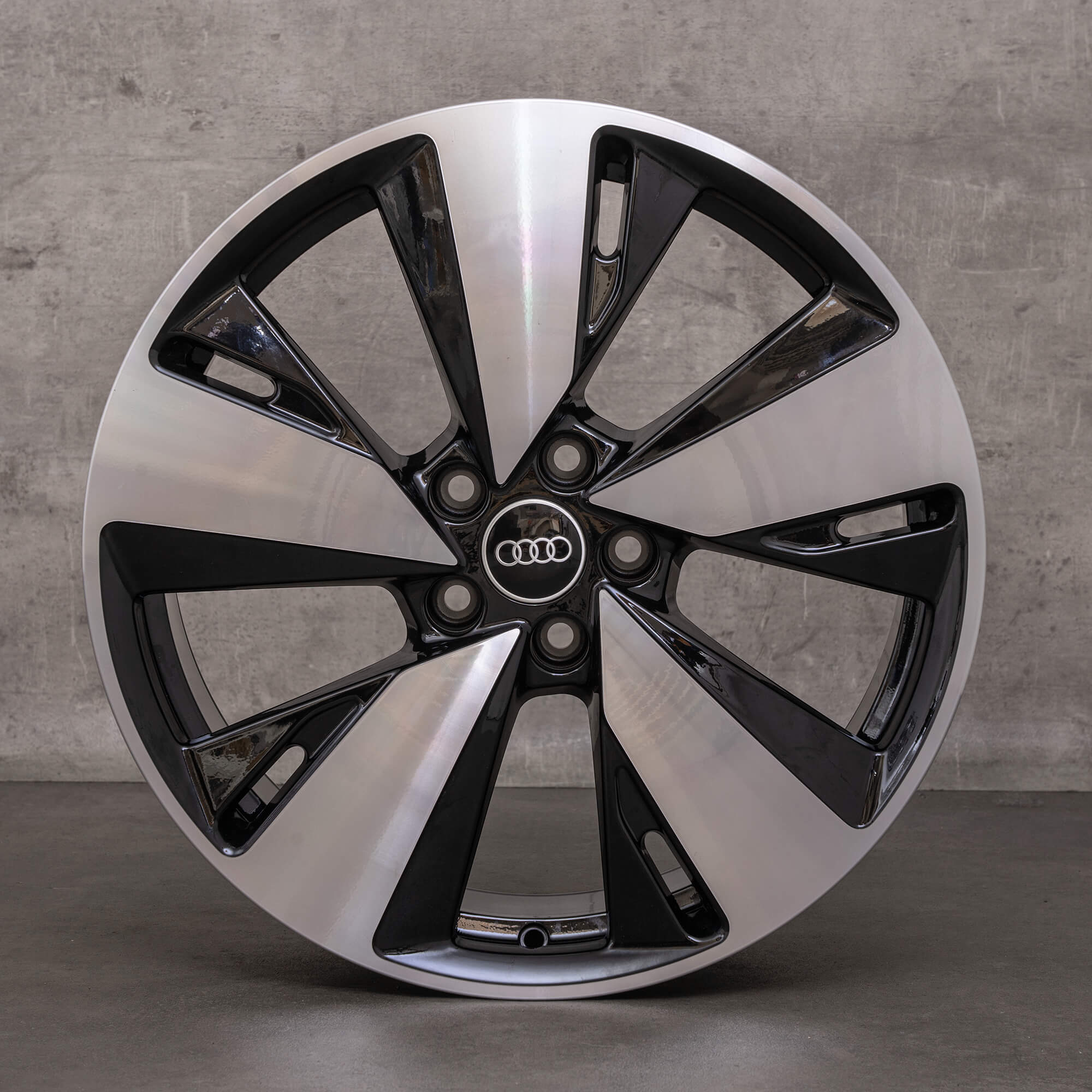 OEM Audi A5 S5 rims 19 inch B10 8B3601025F black glossy turned NEW