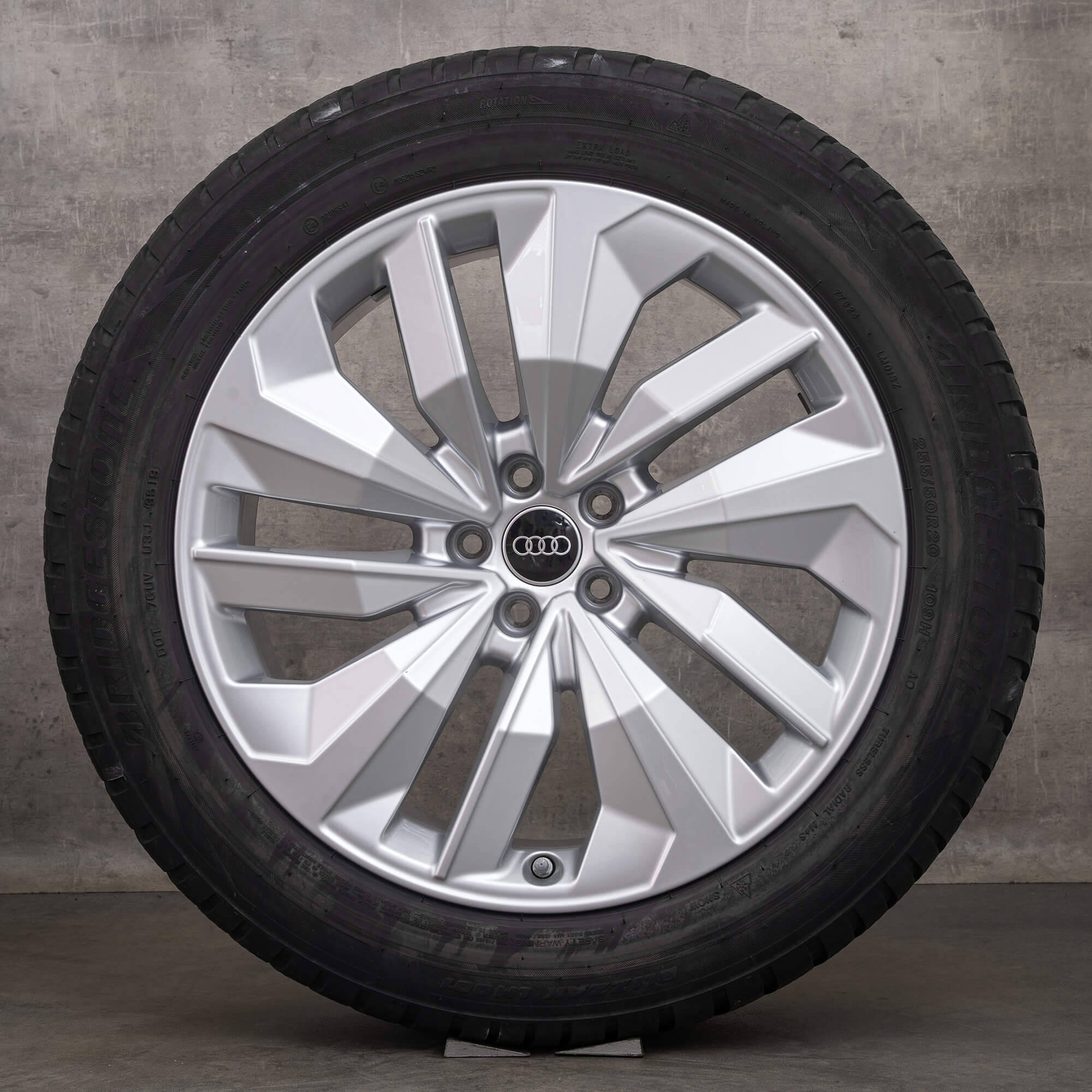 Original Audi Q8 e-tron GE Sportback 21 inch winter tires rims silver