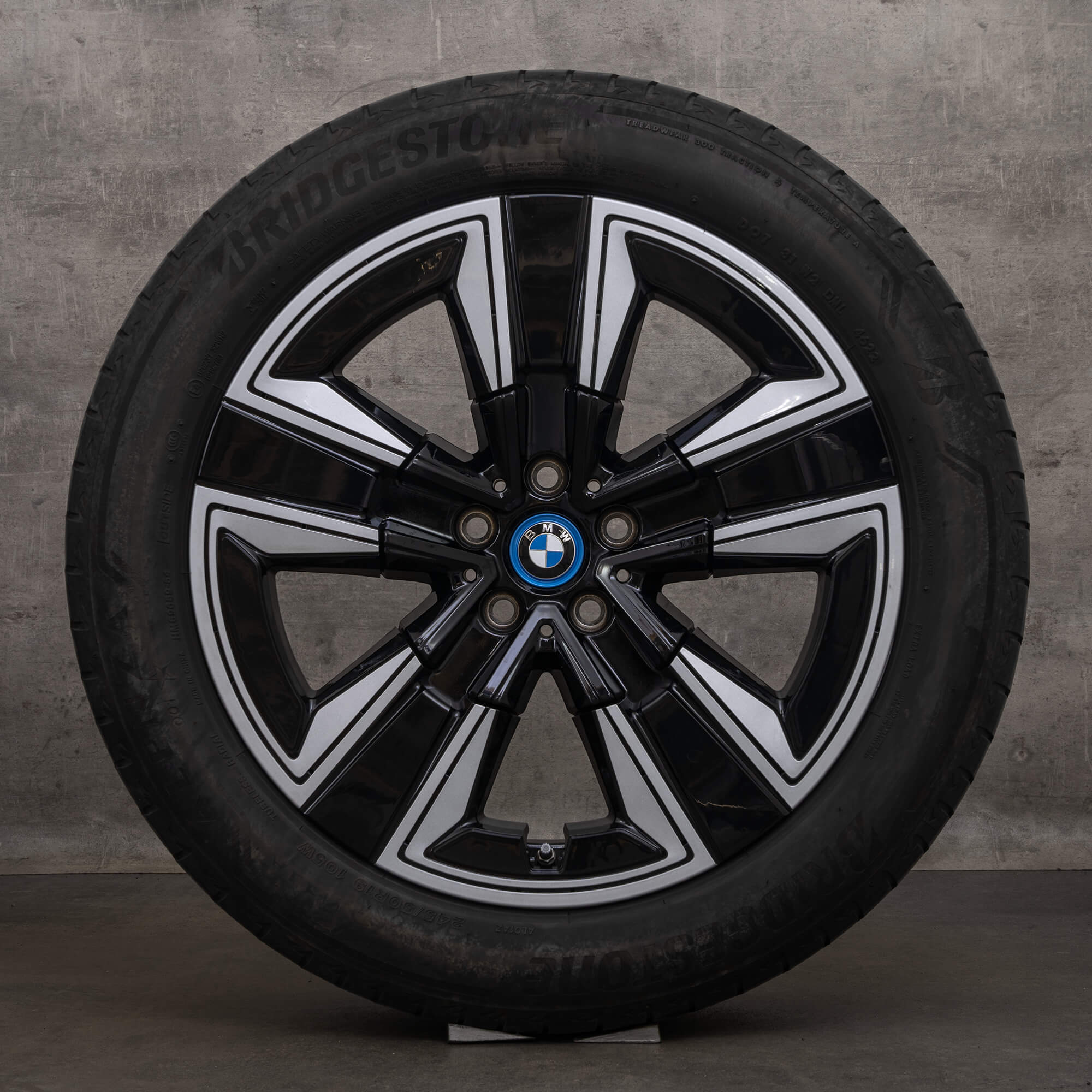 Jante originale BMW iX3 19 inch G08 roți de vară 6895627 842 jet black cauciucuri