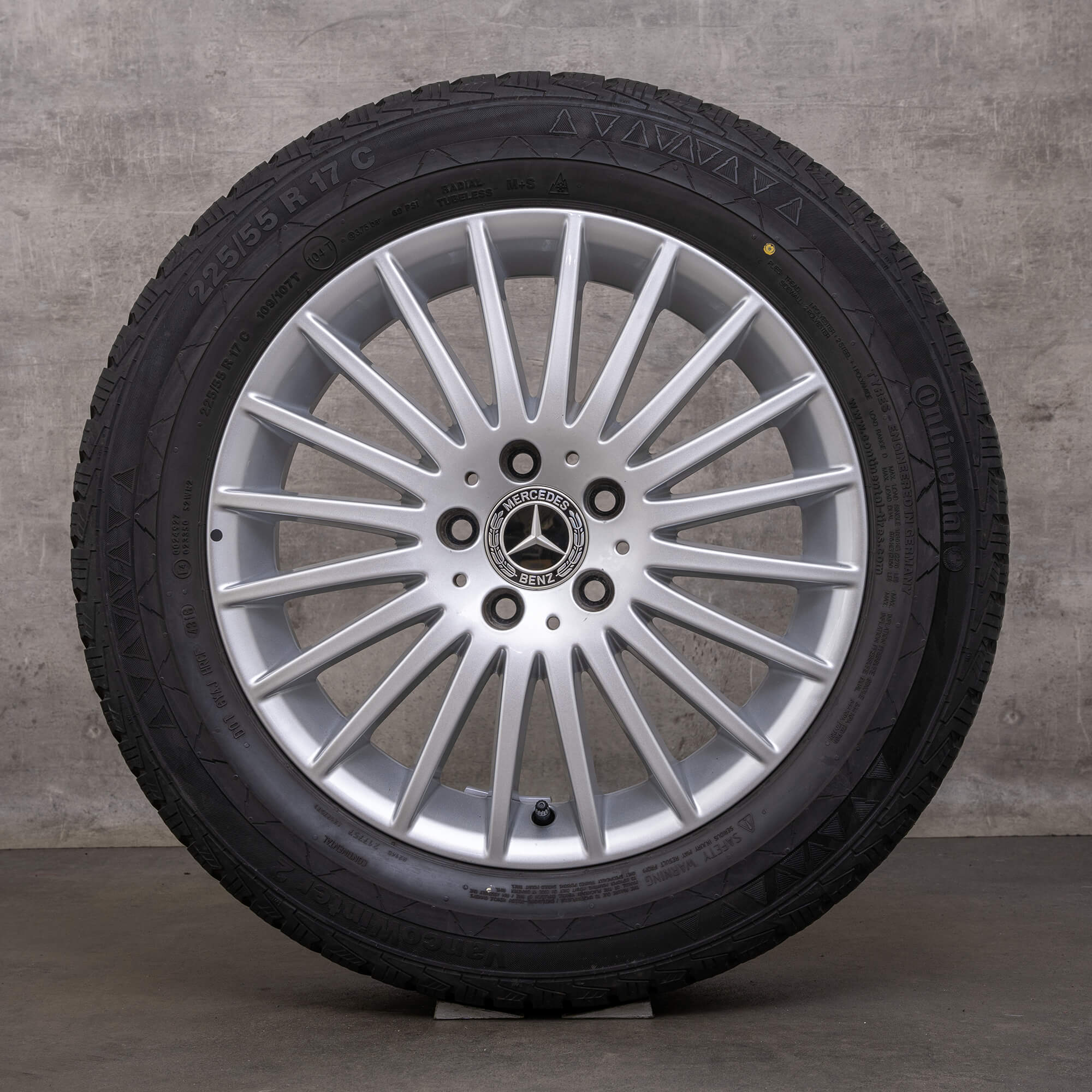 Originele Mercedes V-Klasse winterwielen 17 inch W447 Vito Viano velgen A4474012300 zilver