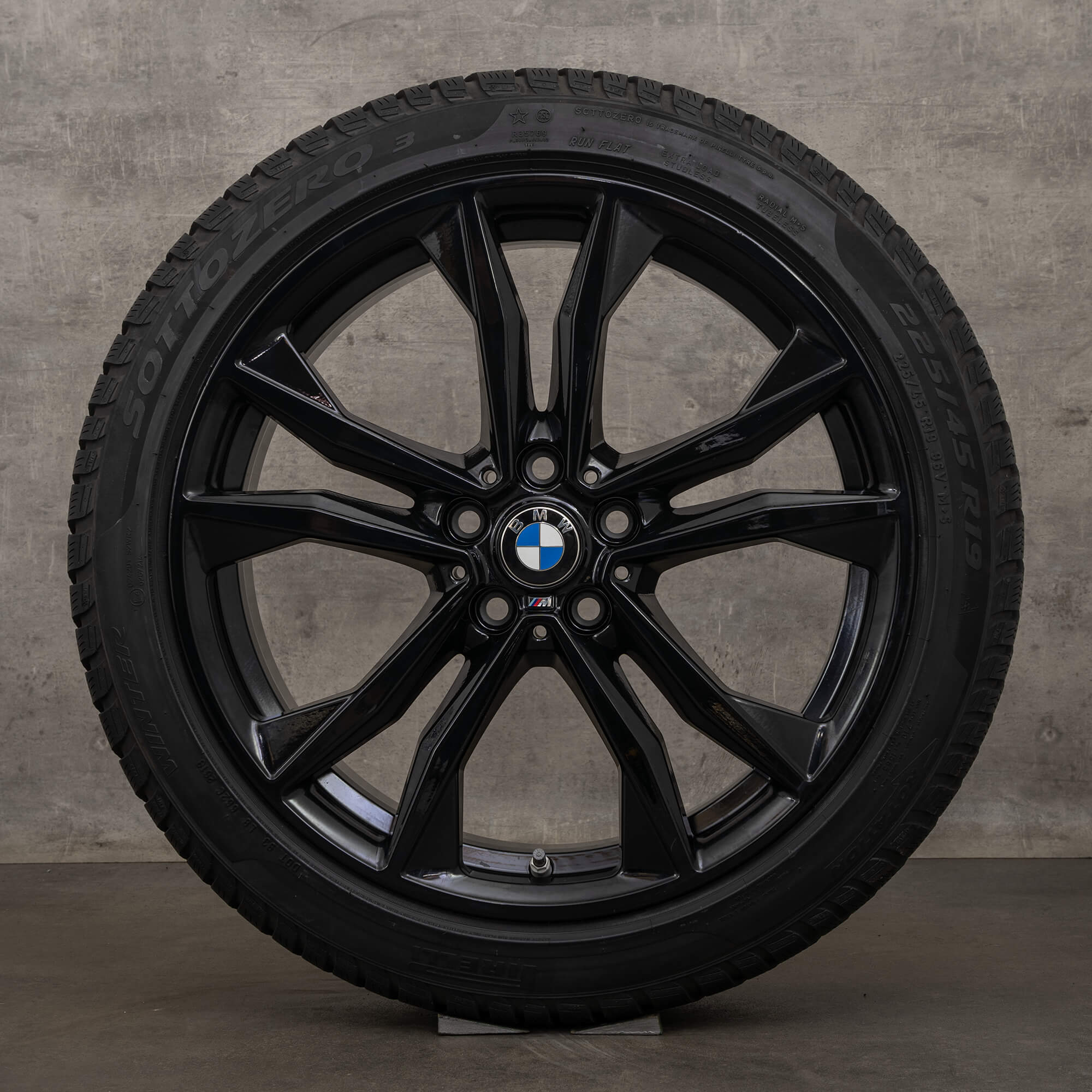 Original BMW X1 X2 Winterräder 19 Zoll F48 F39 Felgen Styling 715 M 8008616 schwarz hochglanz