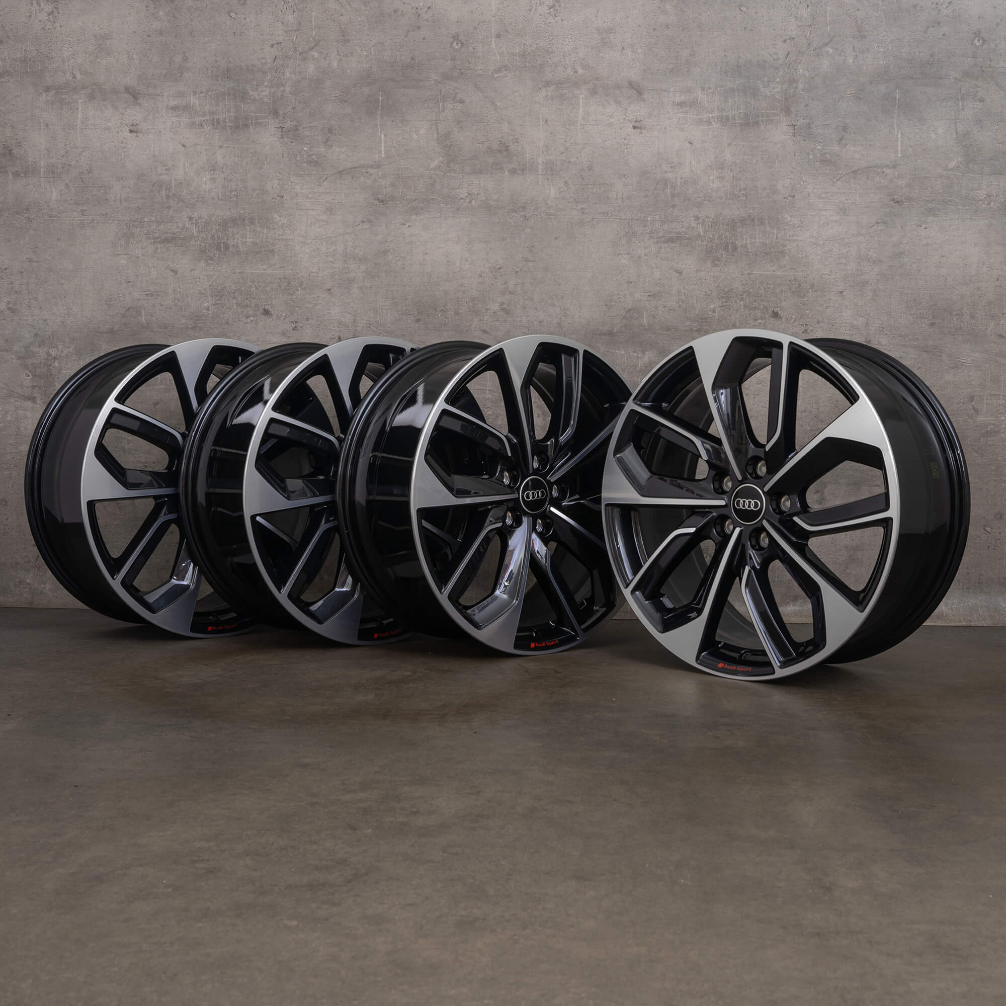 Originele Audi A3 S3 velgen 19 inch 8V 8Y 8Y0601025CS Edge antraciet zwart glanzend NIEUW