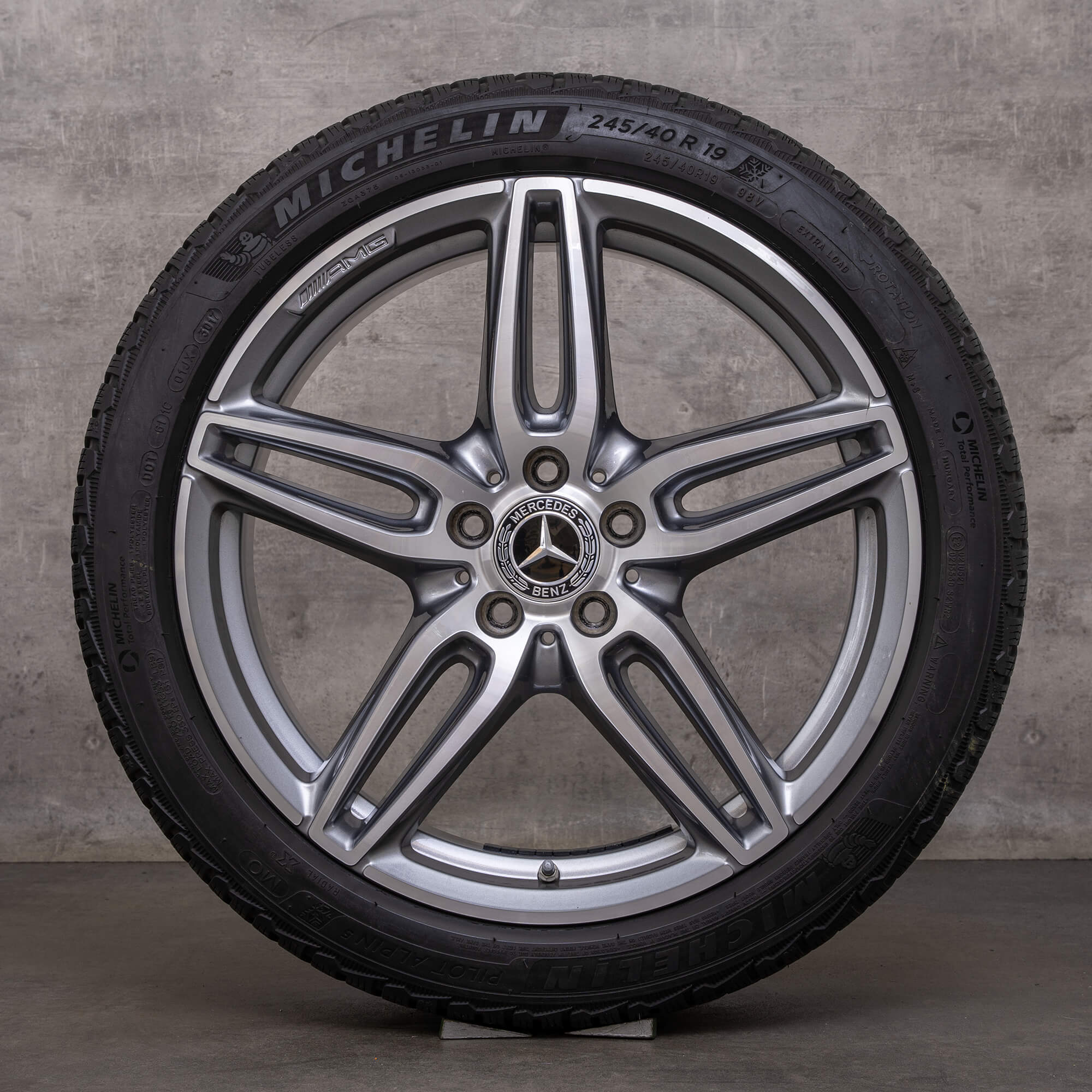 Originele AMG Mercedes Benz E-Klasse E43 E53 winterbanden 19 inch W213 S213 C238 A238 velgen A2134013800 A2134012000 himalaya grijs glanzend gedraaid