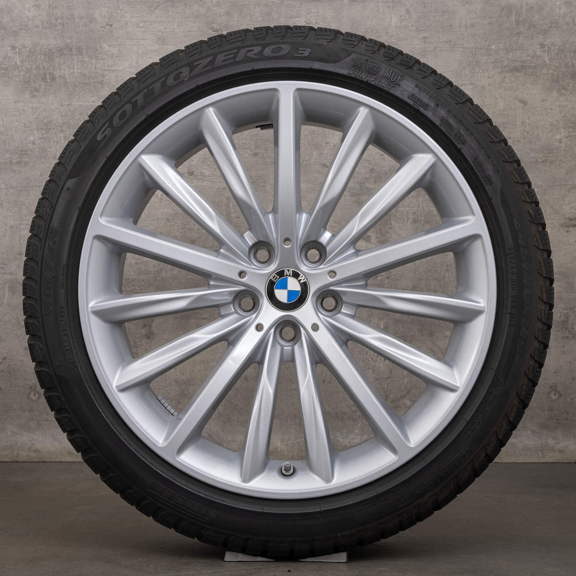Neumáticos de invierno originales BMW Serie 5 G30 G31 Llantas 19 pulgadas 633