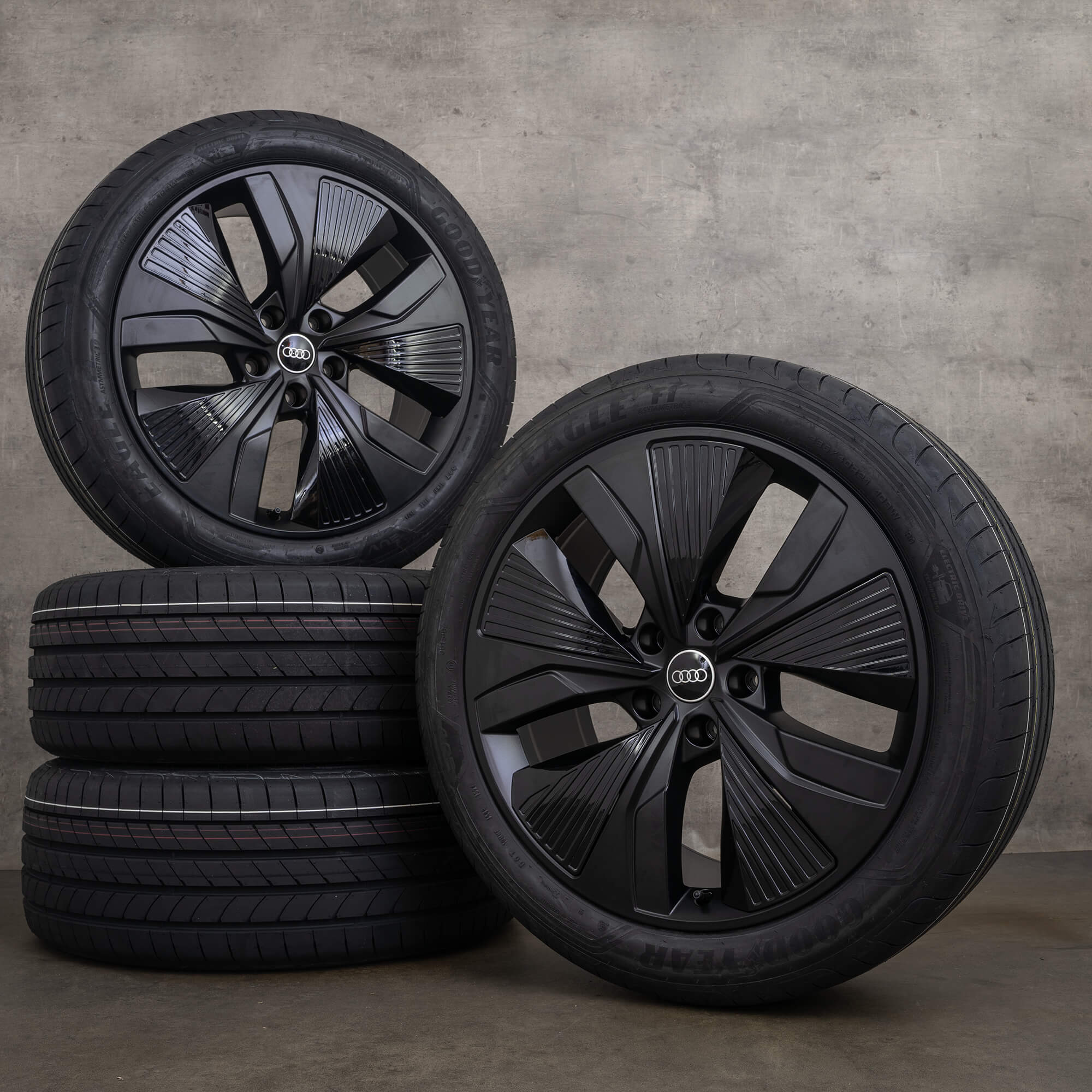 OEM Audi Q6 SQ6 e tron GF 21 inch rims summer tires 85H601025AQ 85H601025AR black matt