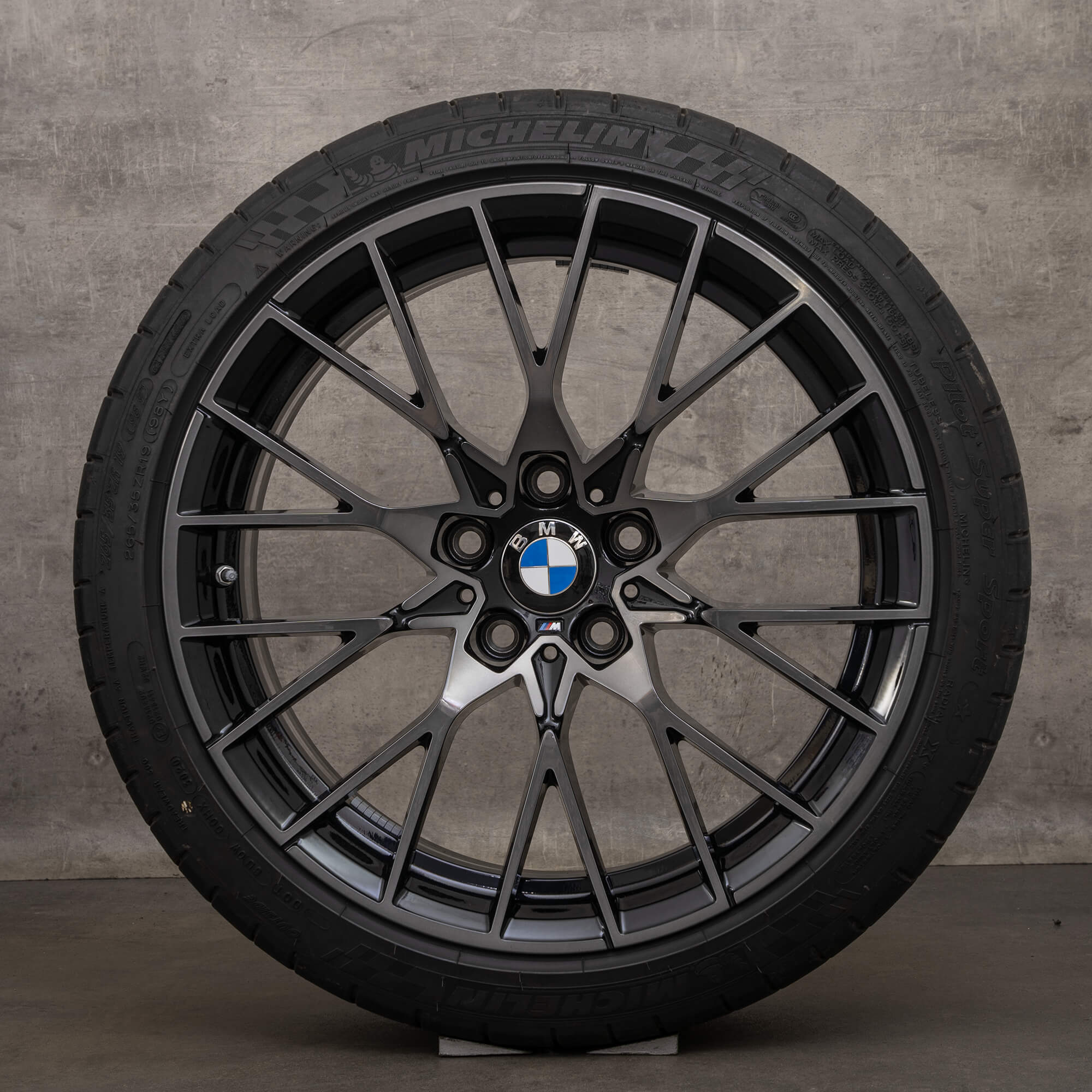 Originální BMW M2 F87 19 palcové zimni pneumatiky 788 M 8093988 8093987 ráfky