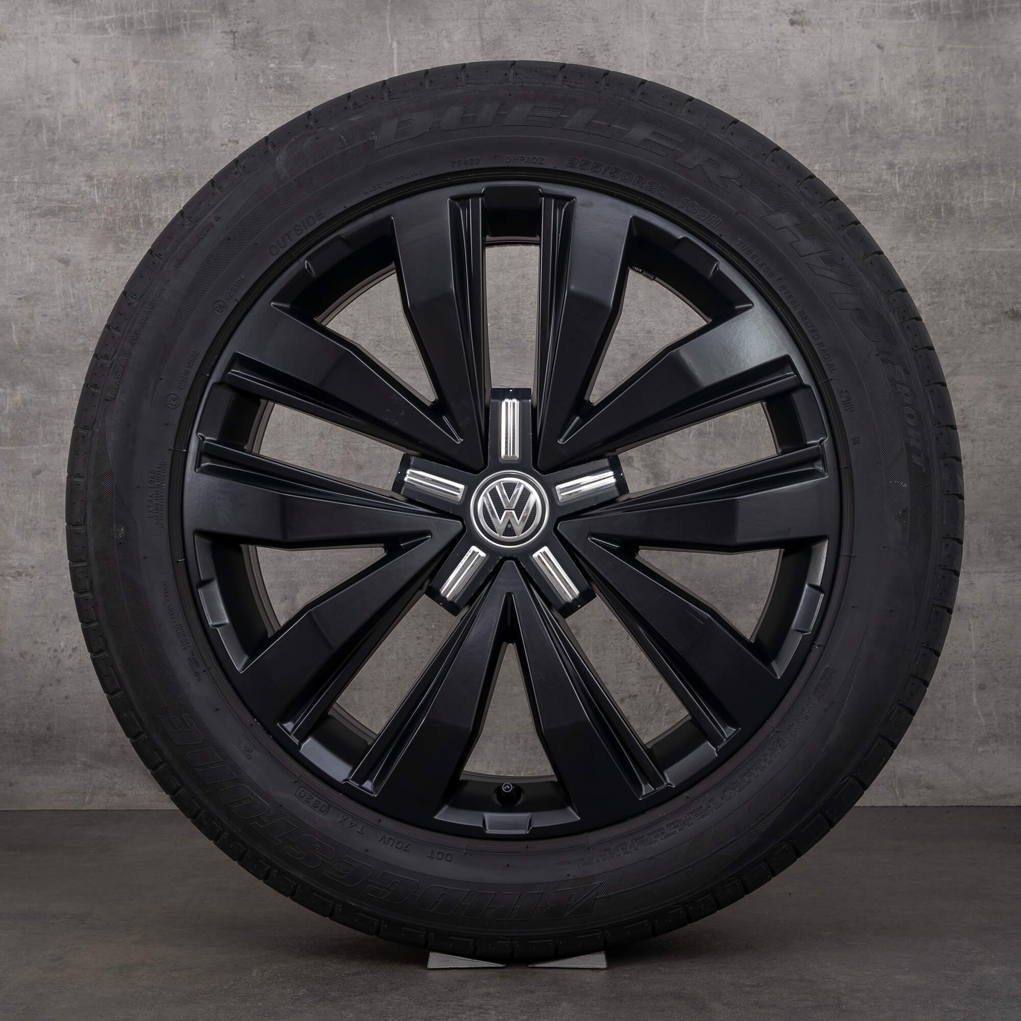 VW 20 tums fälgar Amarok 2H Talca alloyfälgar sommardäck sommarhjul