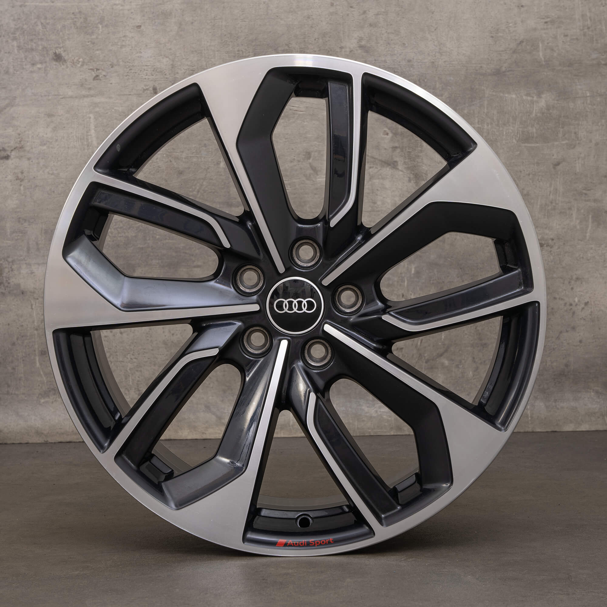 Originele Audi A3 S3 8Y 19 inch velgen 8Y0601025S Edge zwart hoogglans