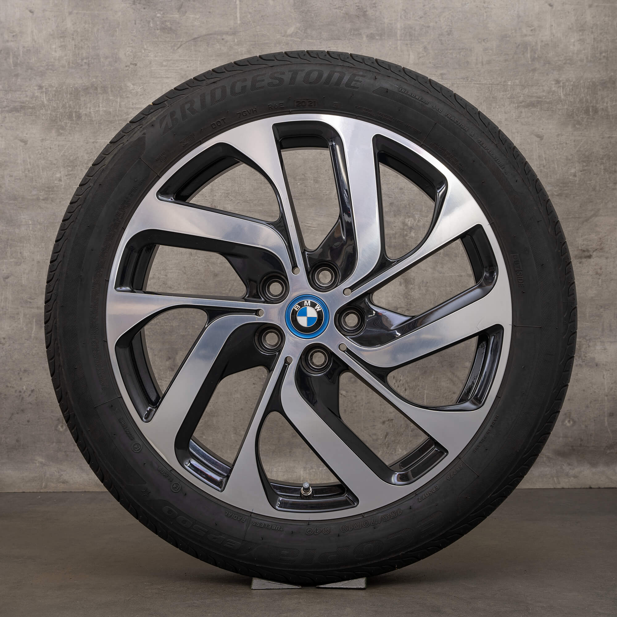 Llantas originales BMW i3 I01 de 19 pulgadas con neumáticos verano 6852054