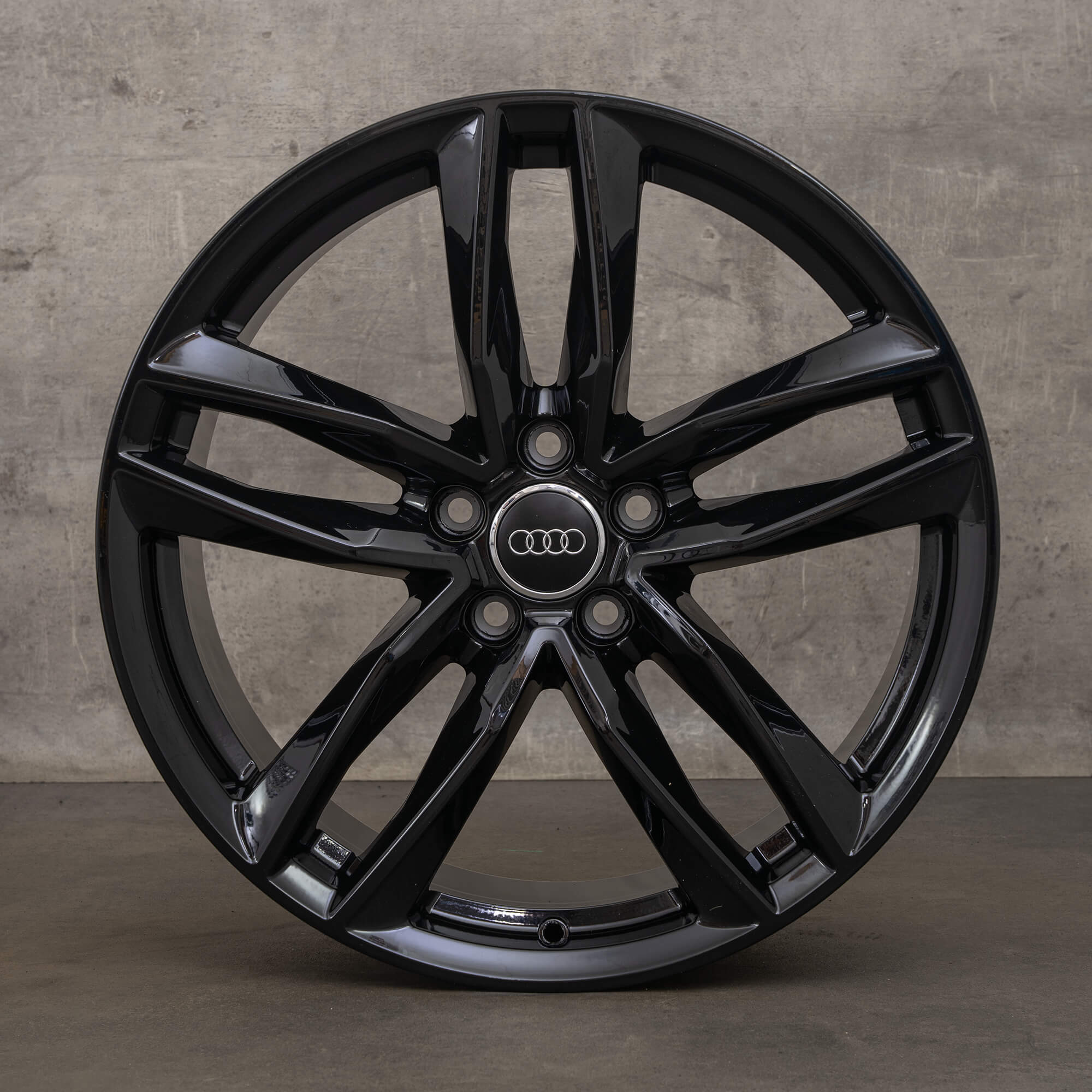 OEM Audi TT TTS TTRS 8S FV rims 19 inch 8S0601025BG aluminum painted black