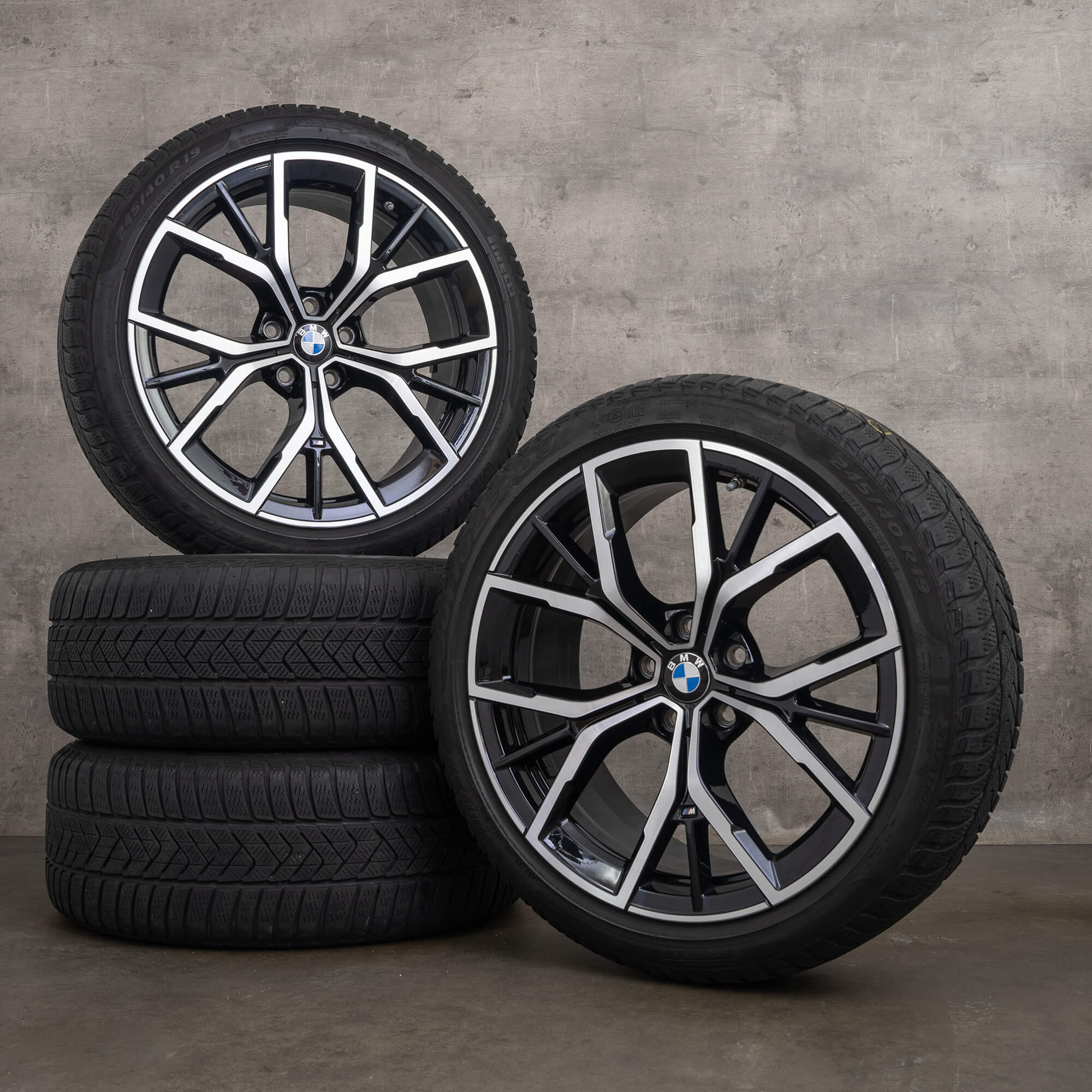 OEM BMW 5 Series G30 G31 19 inch rims winter tires Styling 845 M Y-spoke 8747405 black high-gloss wheels