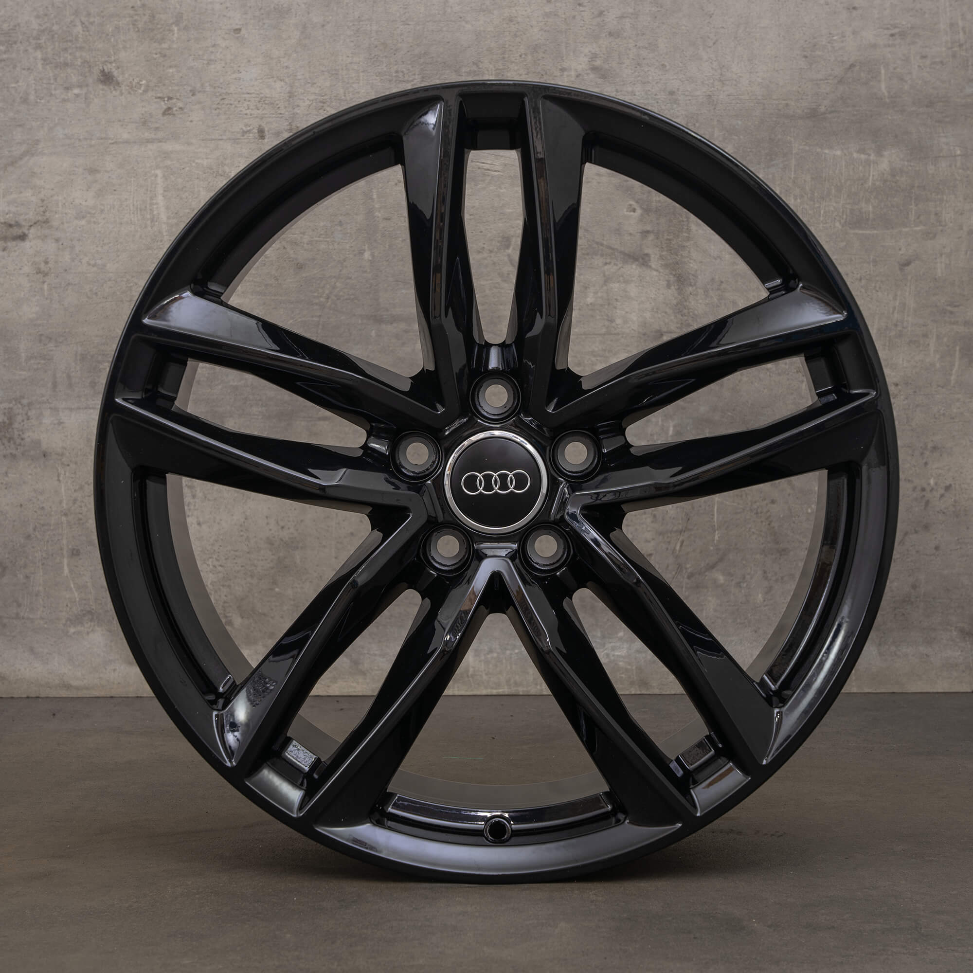 Originele Audi TT TTS TTRS 8S FV velgen 19 inch 8S0601025BG aluminium zwart gespoten