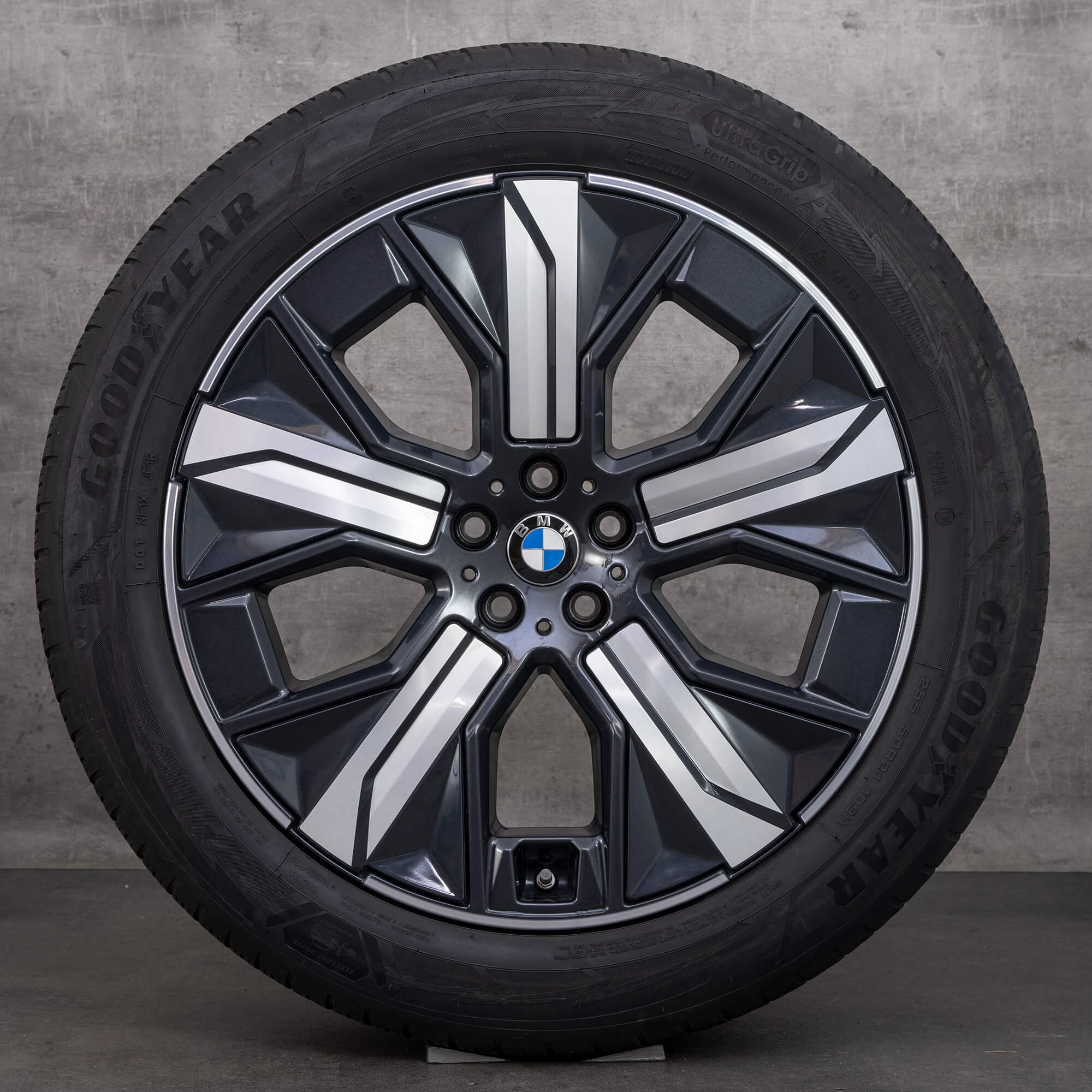 BMW 21 inch rims iX i20 winter tires wheels styling 1012 aerodynamics