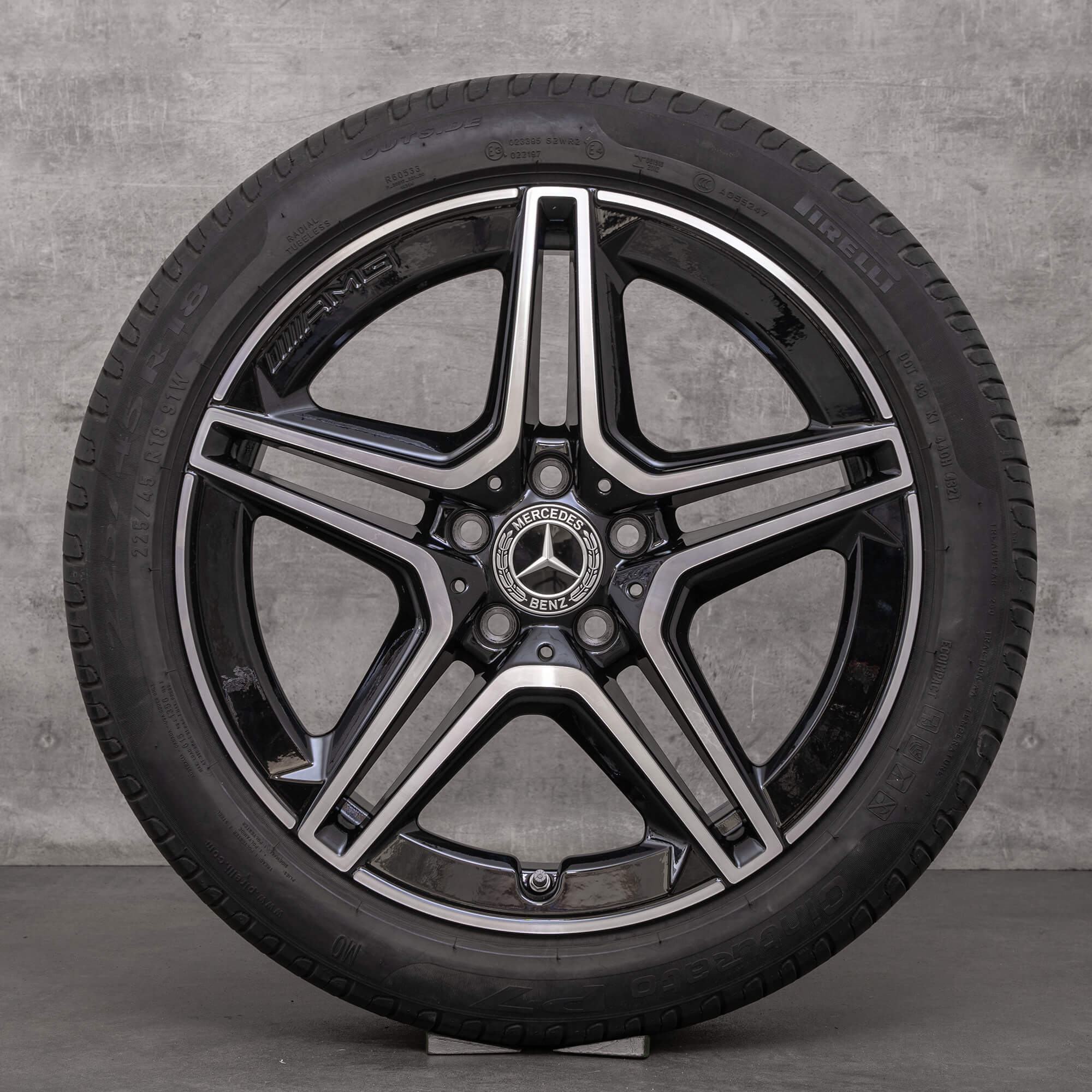 Originale Mercedes Benz A B Class CLA hjul 18 tommer W177 V177 W247 C118 X118 sommerhjul A1774010500 sort blank drejet