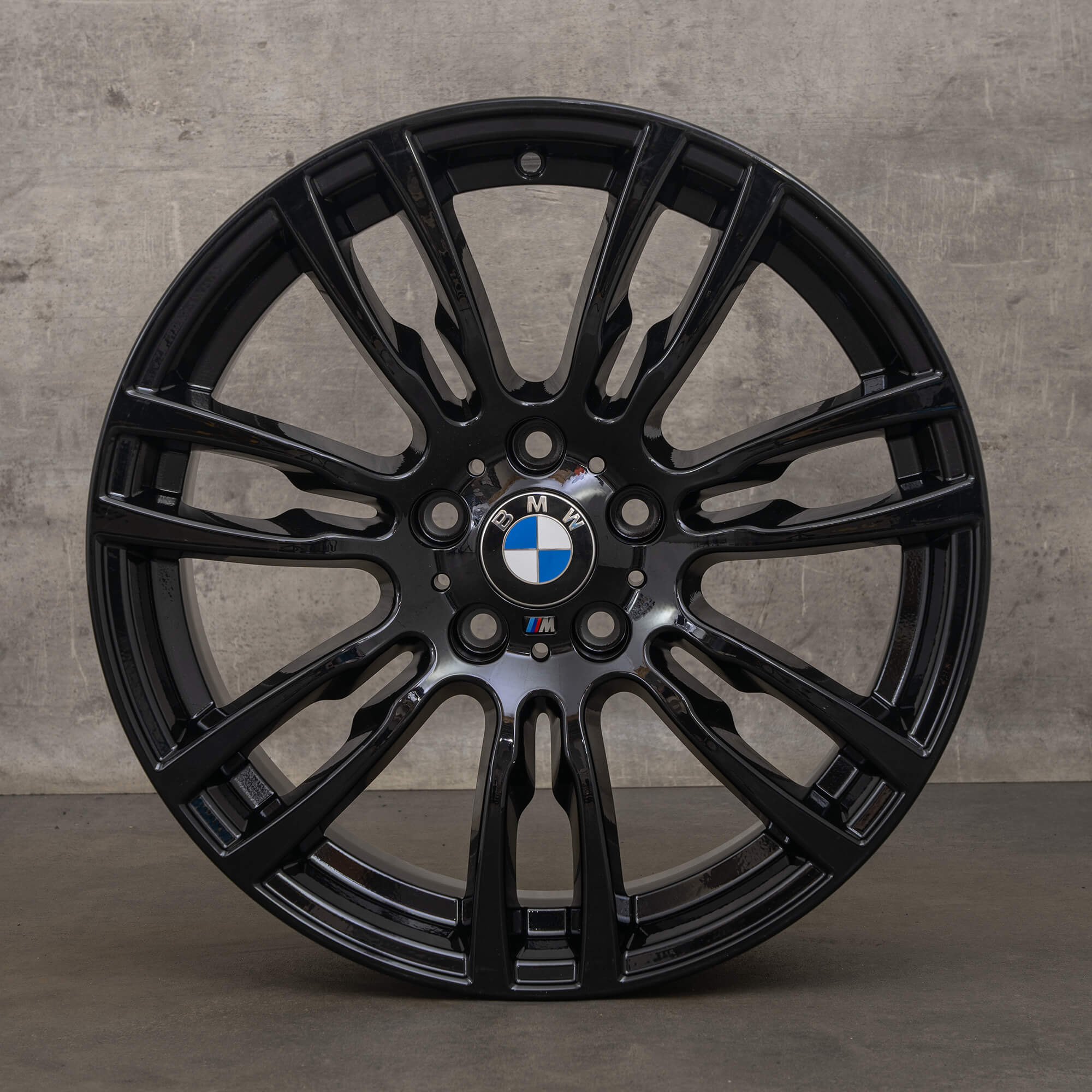 Original BMW Seria 3 F30 F31 4 F32 F33 F36 Jante 19 inch 7845882 7845883 jante aluminiu negre