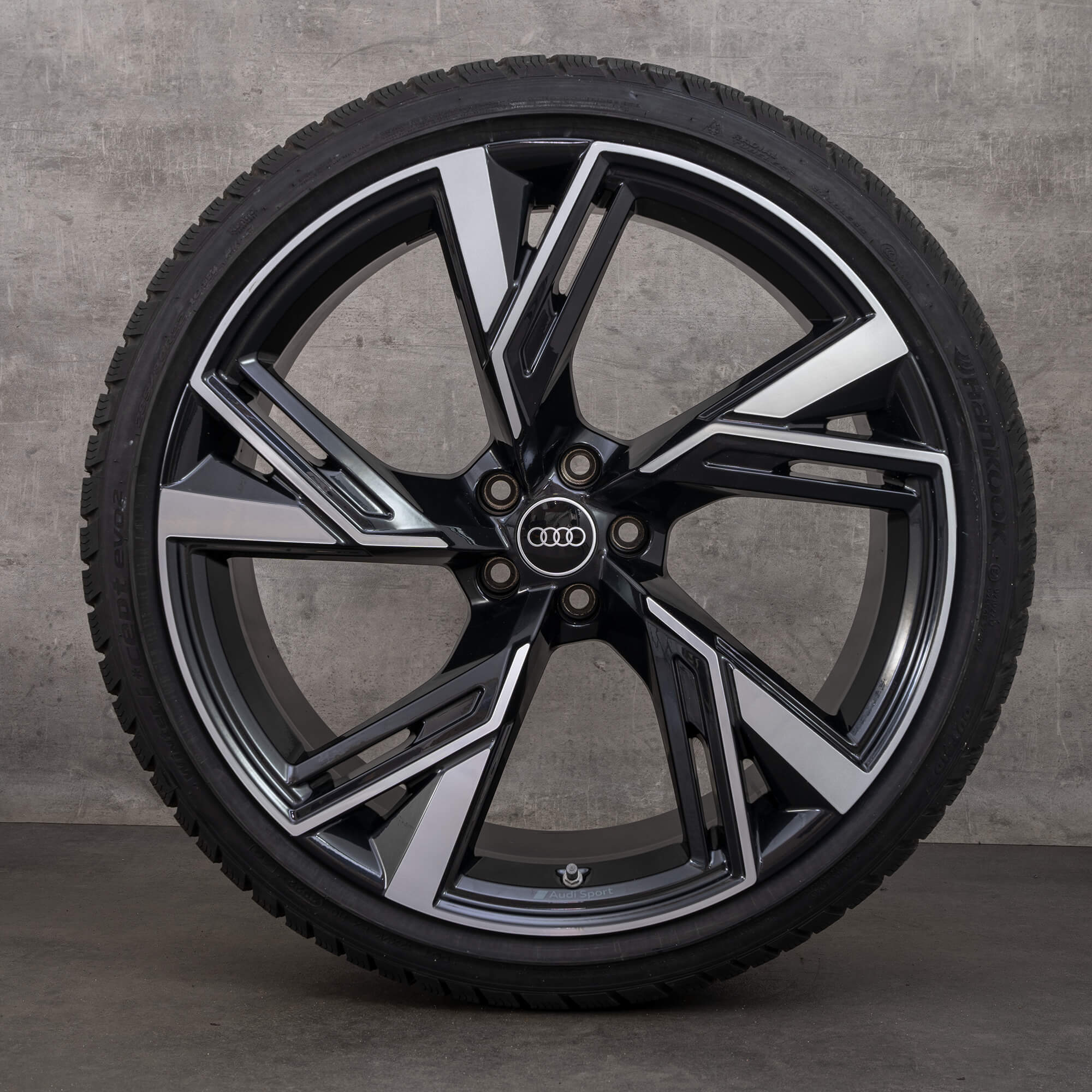 Audi RS6 RS7 4K C8 winter wheels trapezium 22 inch rims tires 4K0601025T