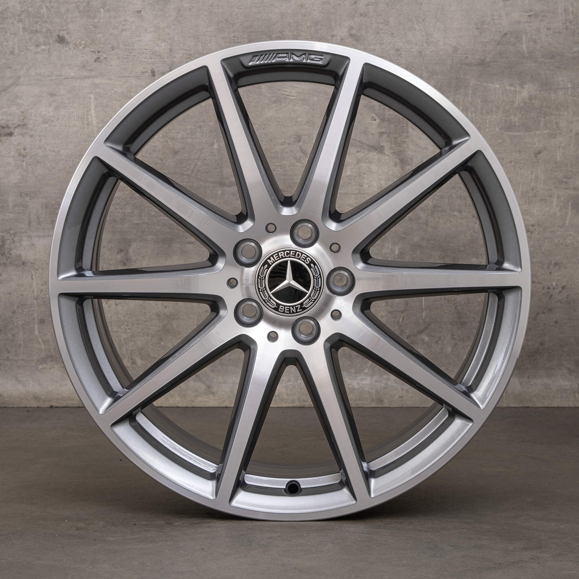 Jantes originais AMG Mercedes Benz W206 C 63 de 19 polegadas A2064016900