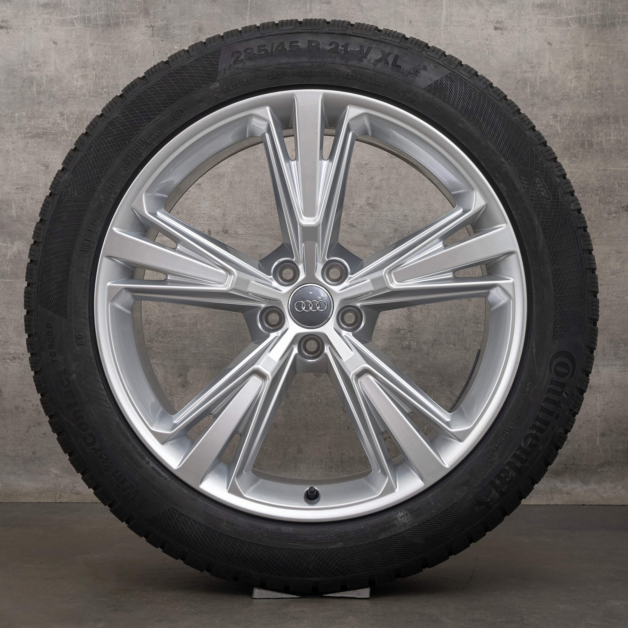 OEM Audi Q8 SQ8 4M 21 inch rims winter tires 4M8601025H silver wheels aluminum