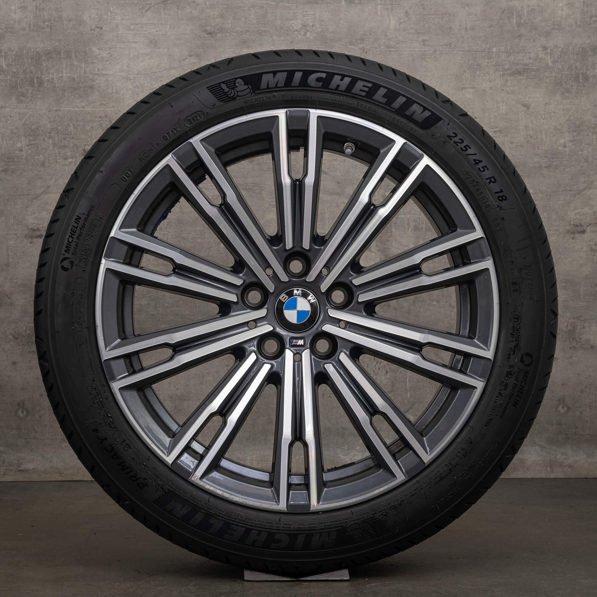 Original BMW 2er 3er 4er Felgen 18 Zoll G42 G20 G21 G22 G23 Sommerräder 790 M 8089890 8089891 orbit grey front polish