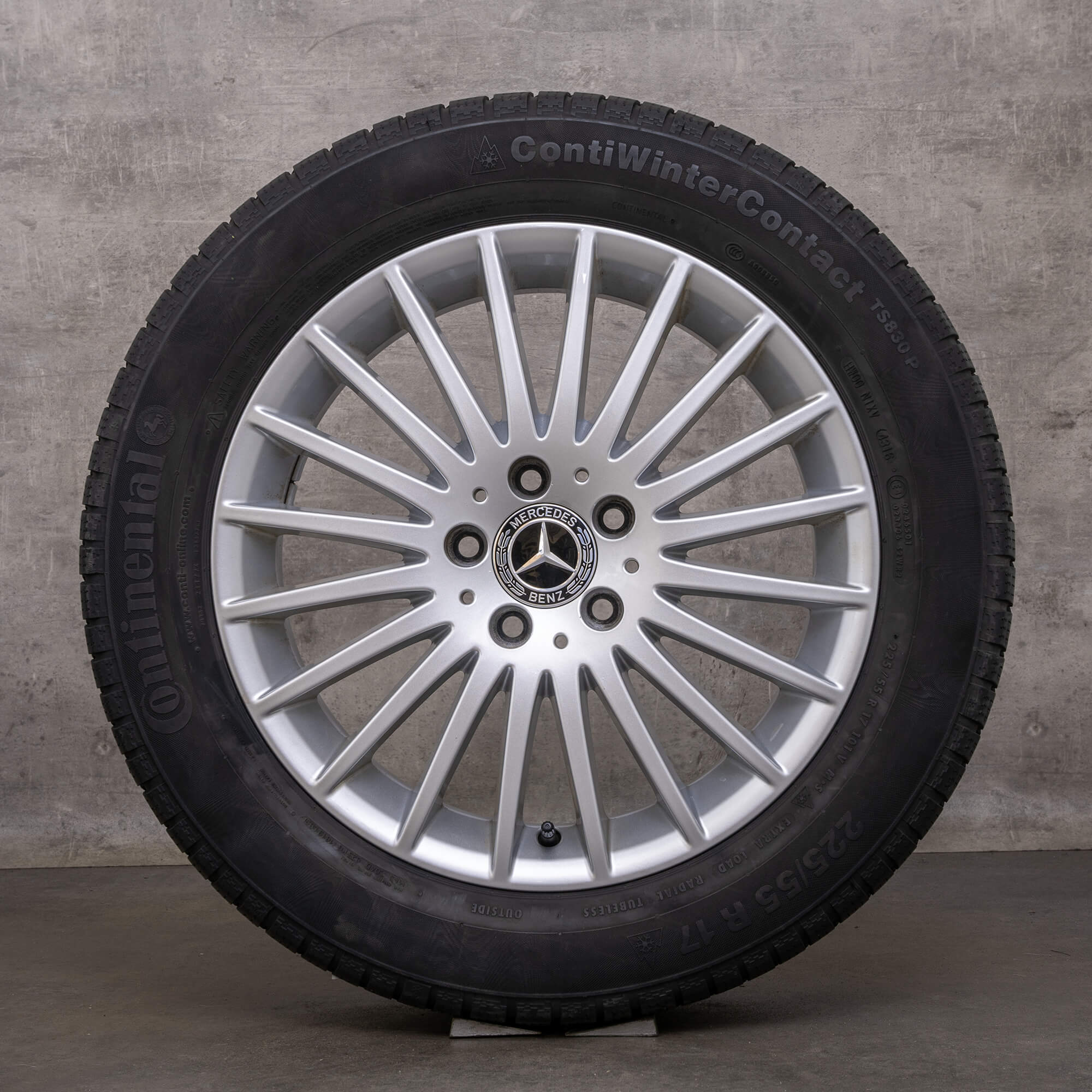 OEM Mercedes Benz V-Class winter tires 17 inch W447 Vito Viano rims A4474012300 silver