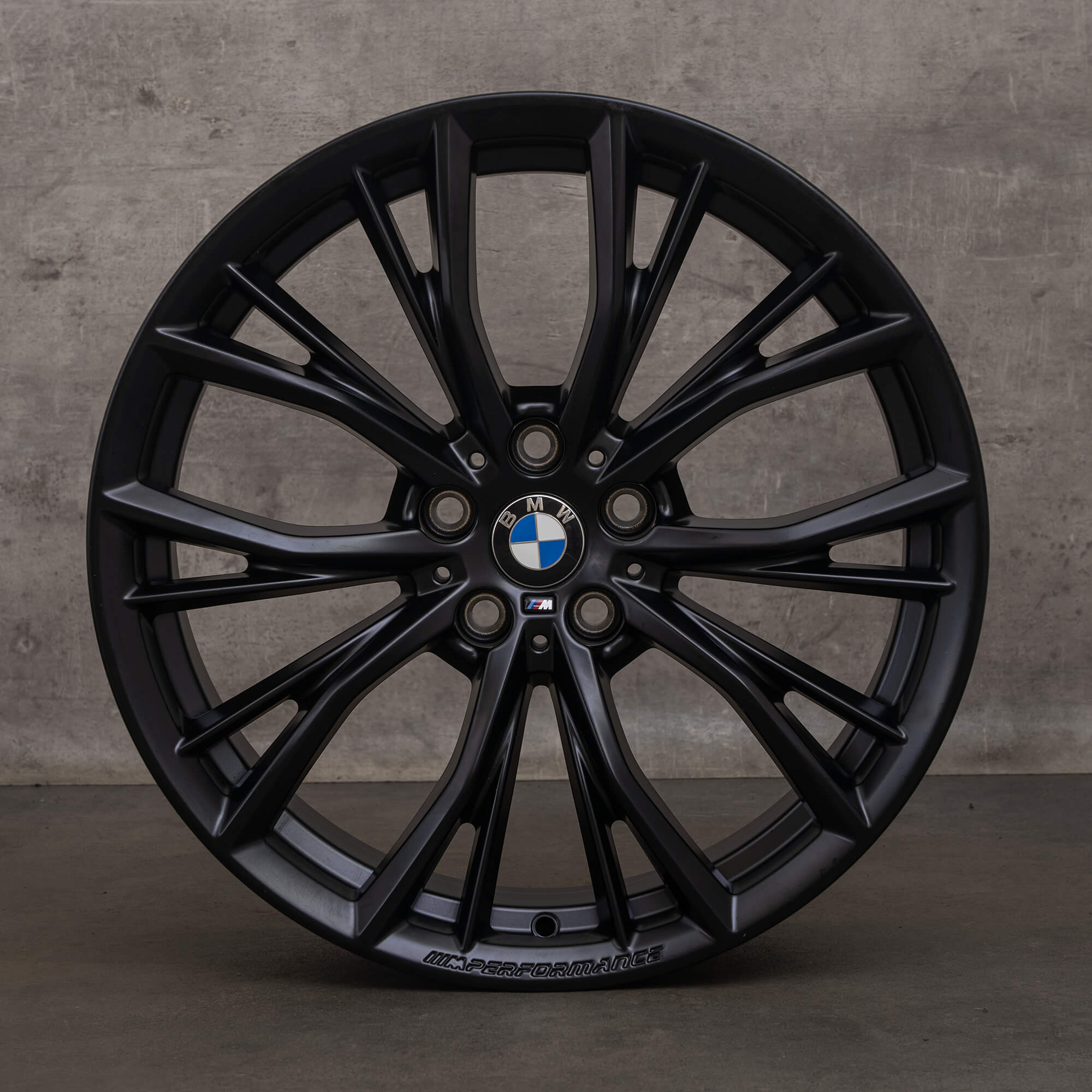 Originální BMW řady 5 ráfky 19" G30 G31 6885455 hliníkové styl 786 M černá matná NOVINKA