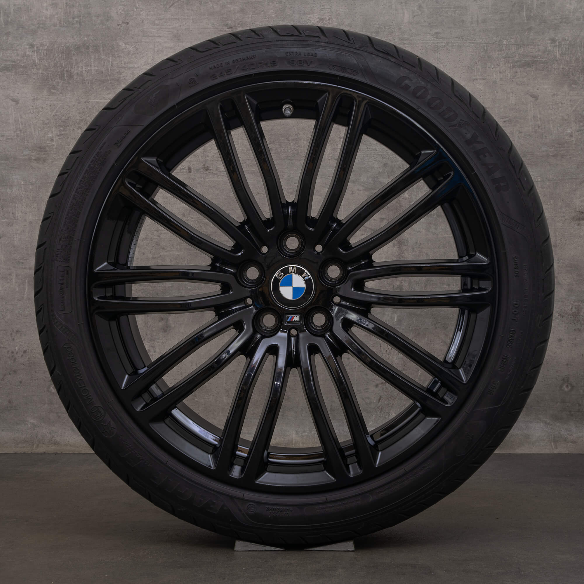 OEM BMW 5 Series rims 19 inch G30 G31 summer wheels 7855083 7855084 664 M black