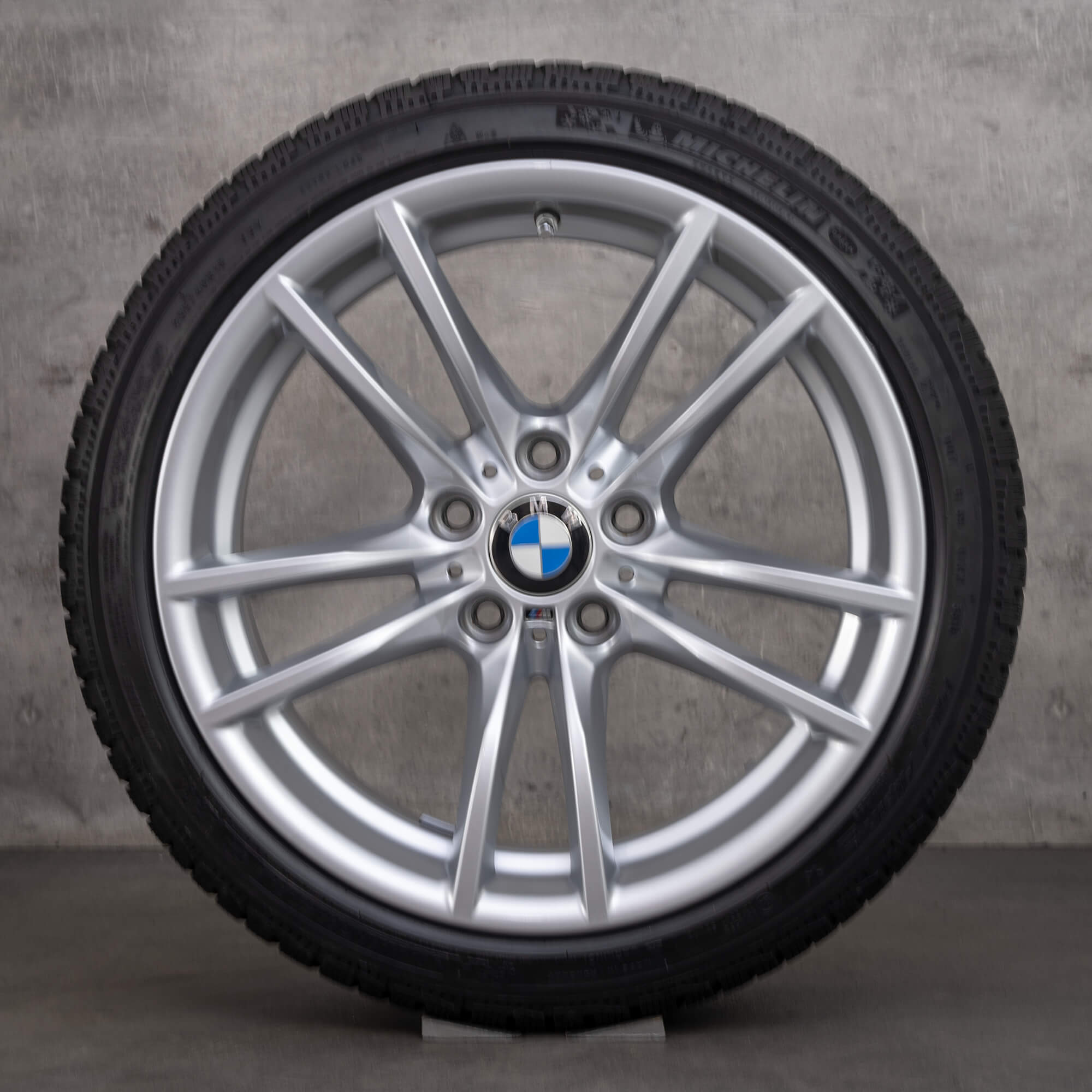 BMW winter wheels M2 F87 640 M tires 18 inch rims 2284905 2284906