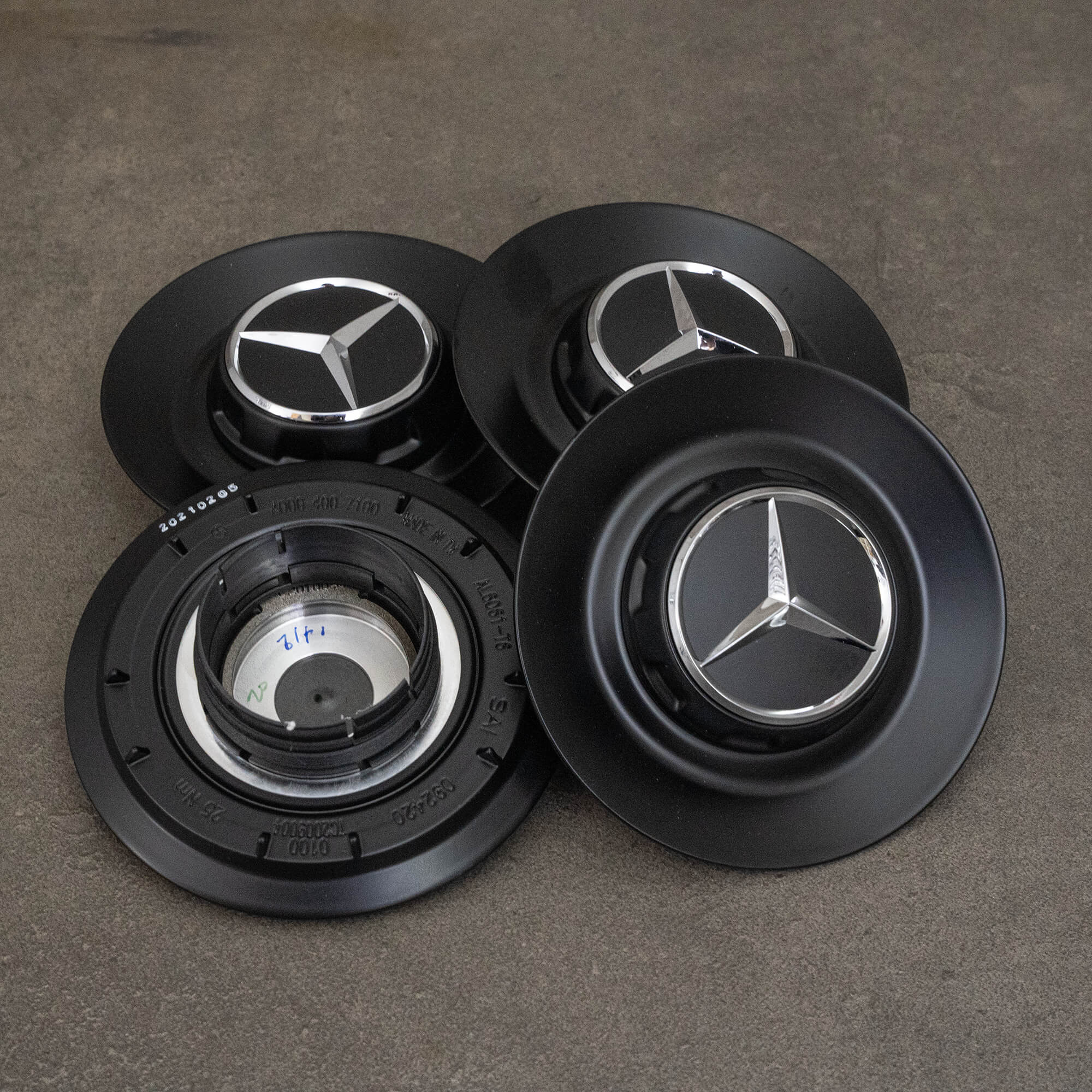 Mercedes-Benz AMG GLE V167 Screw Cap A0004007100 Black