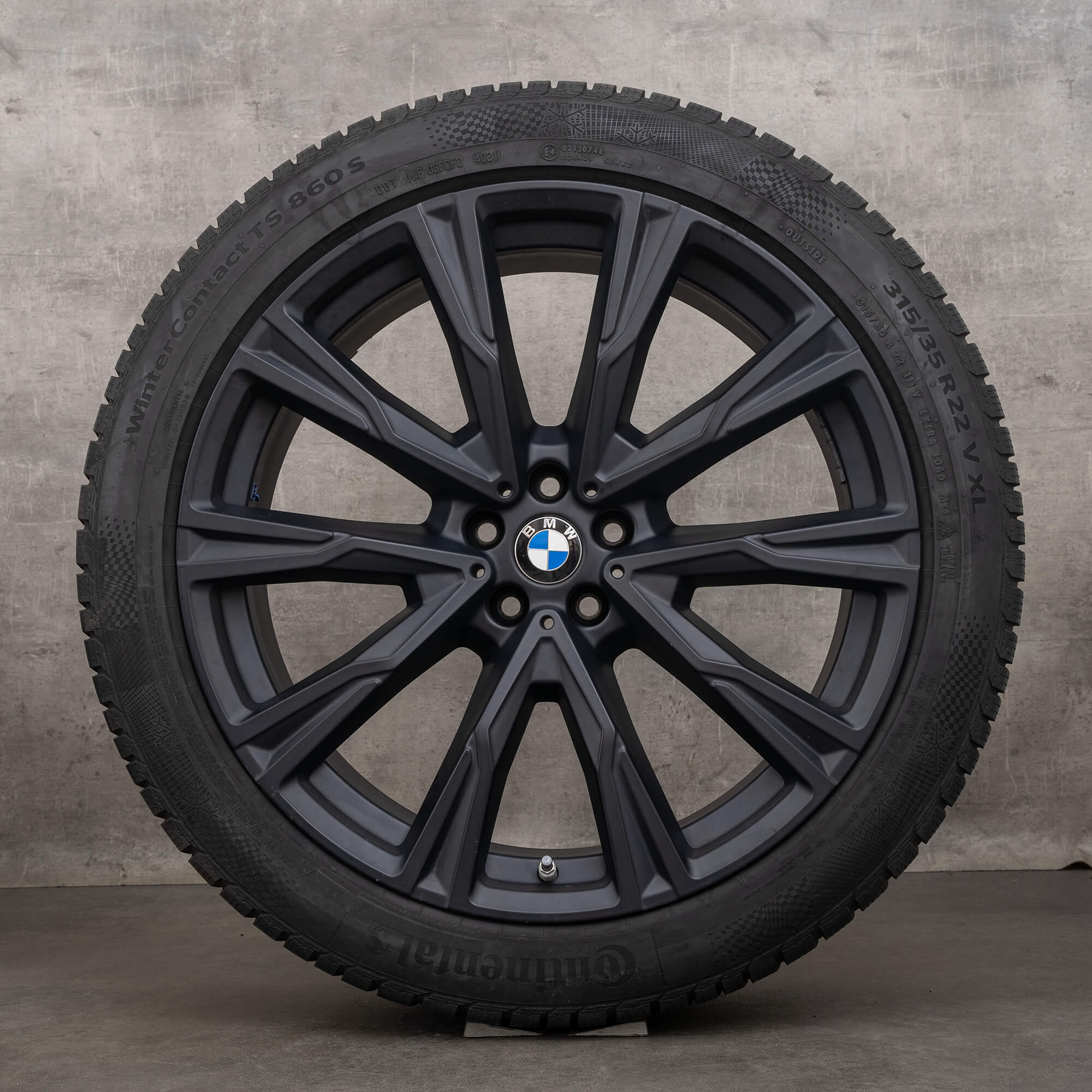 BMW X7 G07 winter wheels 22 inch rims tires 8074222 8090109 Styling 758