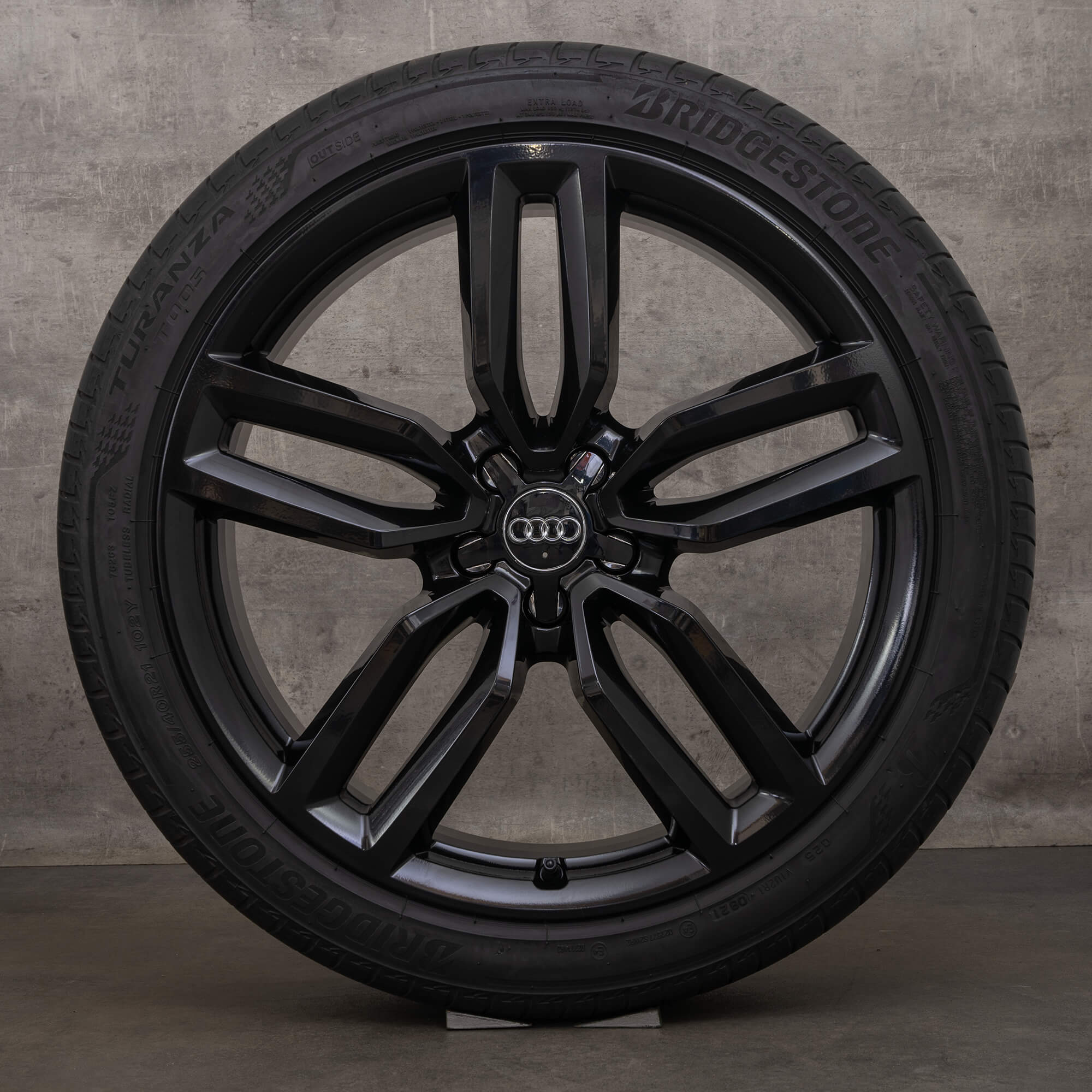 OEM Audi Q5 SQ5 21 inch 8R rims summer tires 8R0601025AM black S-Line wheels