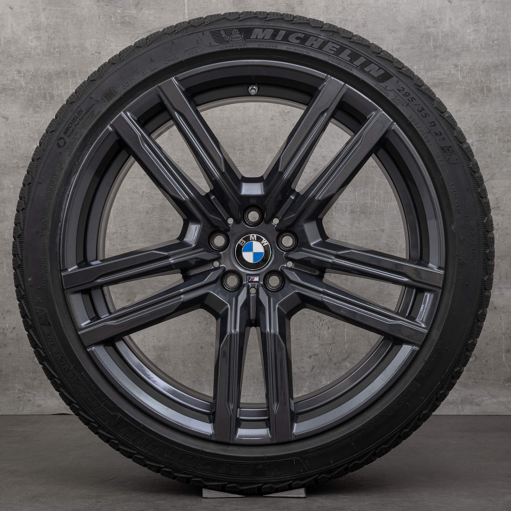 BMW X5M F95 X6M F96 winter wheels 21 inch rims 808 M tires