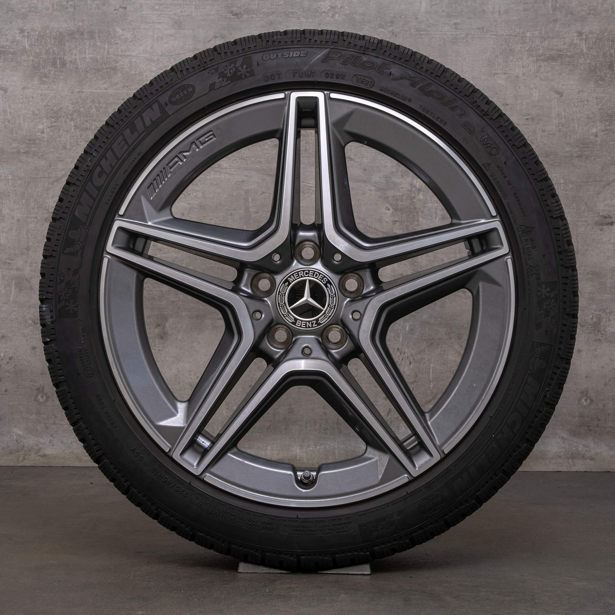 Originele Mercedes Benz C-klasse AMG wintervelgen 18 inch W205 S205 C205 A205 velgen A2054019500 A2054019600 himalayagrijs glanzend gedraaid