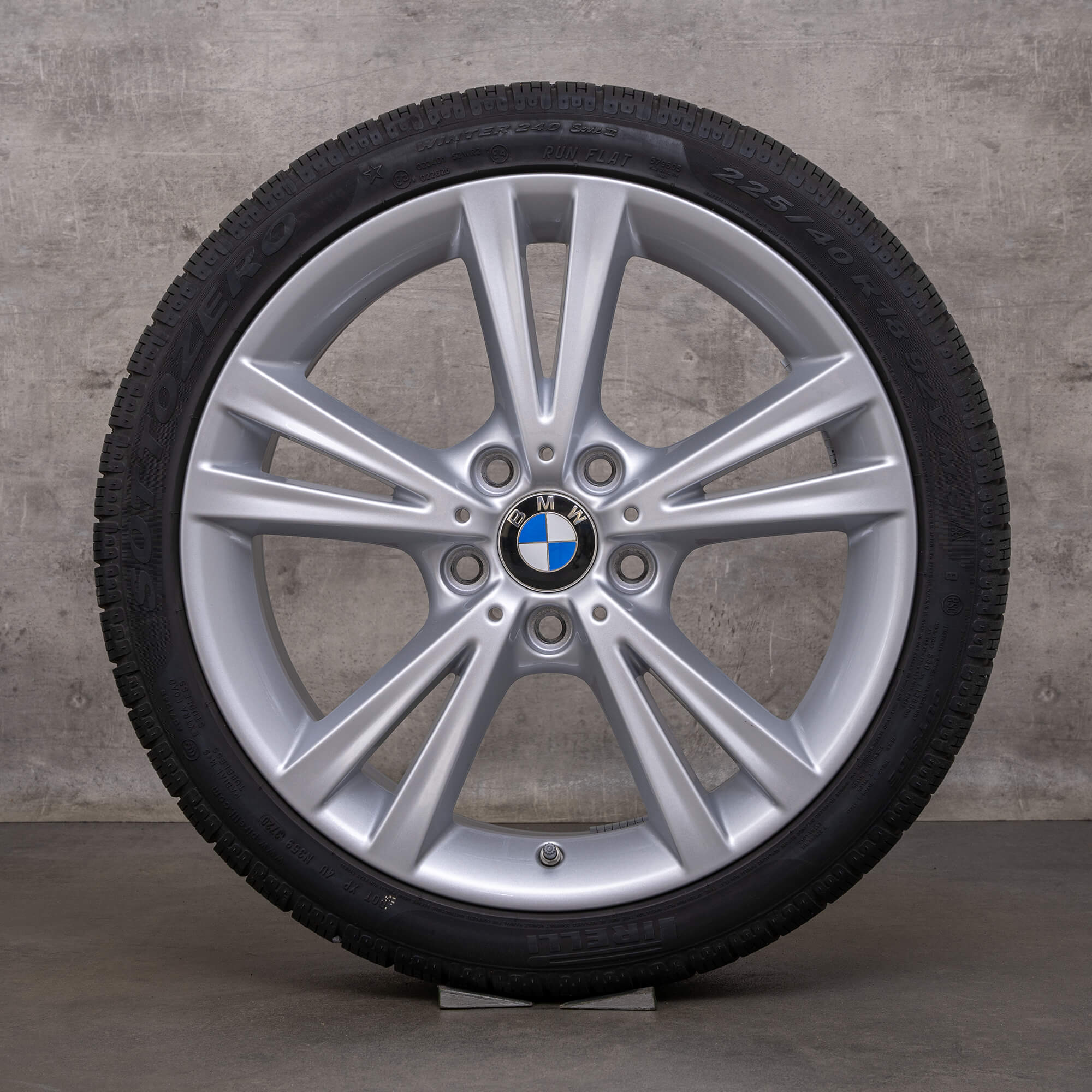 OEM BMW 1 series 2 winter wheels 18 inch F20 F21 F22 F23 rims styling 385 6796212 silver