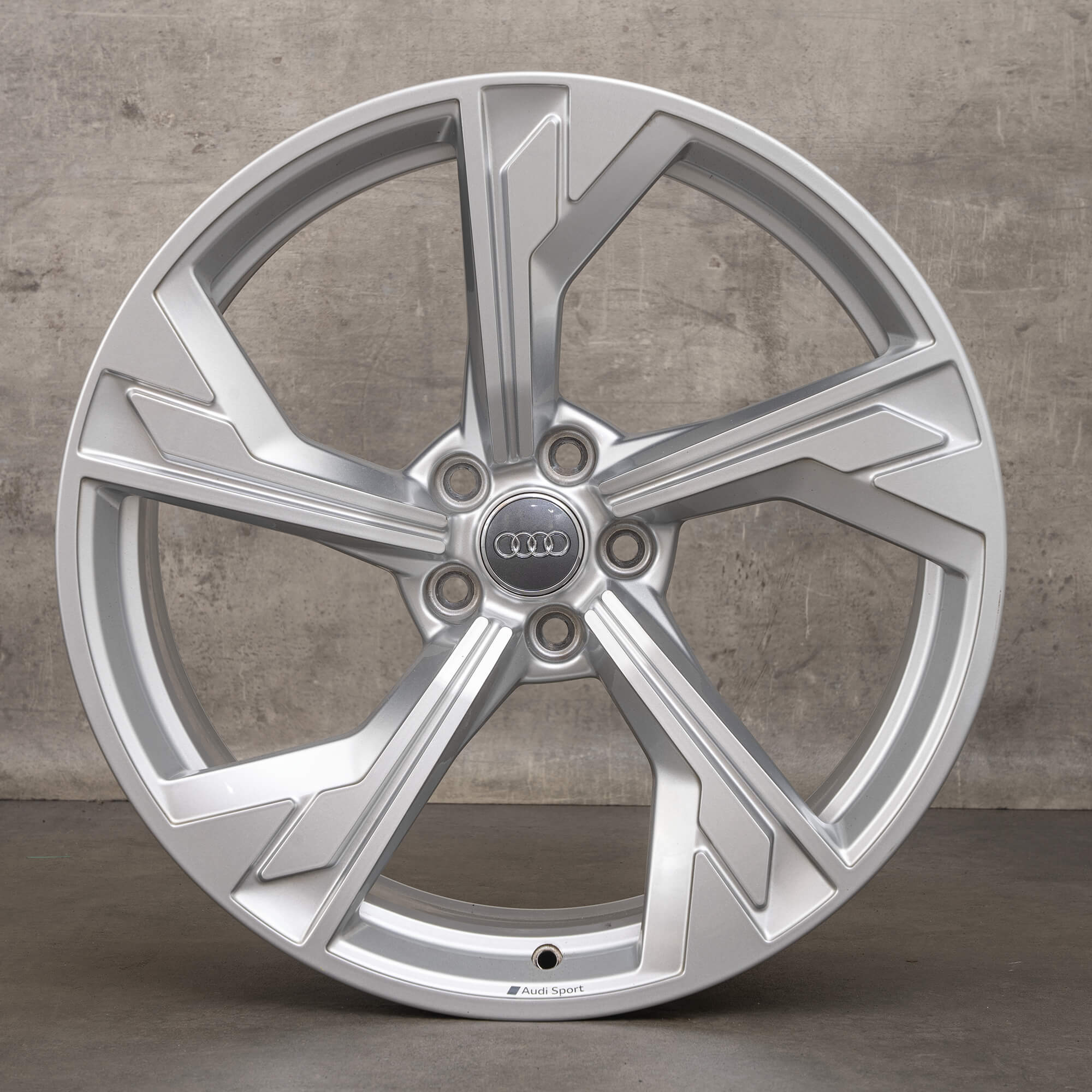 OEM Audi RS4 B9 RS5 F5 20 inch 8W0601025DT rims silver aluminum 9.0x20 ET22