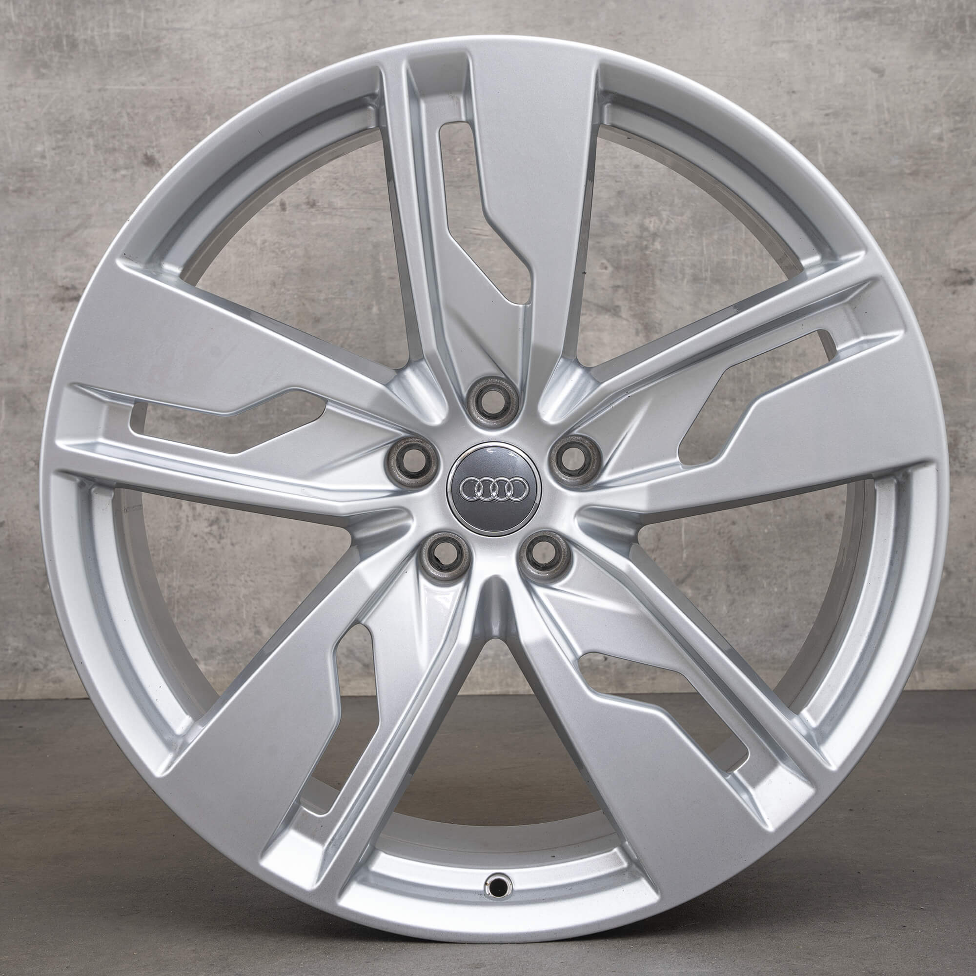 Audi Q7 SQ7 4M 21 inch rims 4M0601025K silver 9.5x21 ET31