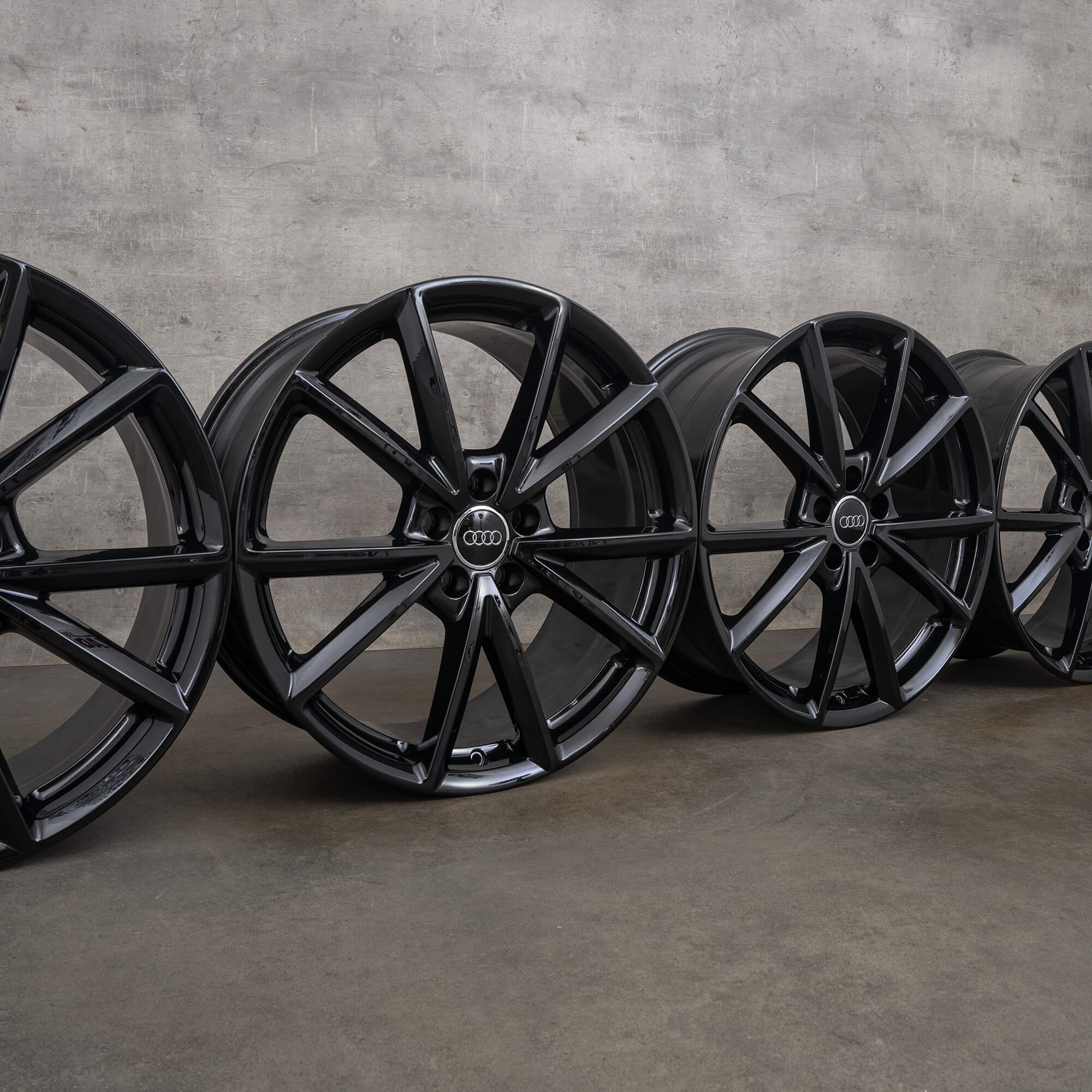 Audi TT S RS 8S FV jantes de 20 polegadas 8S0601025P preto