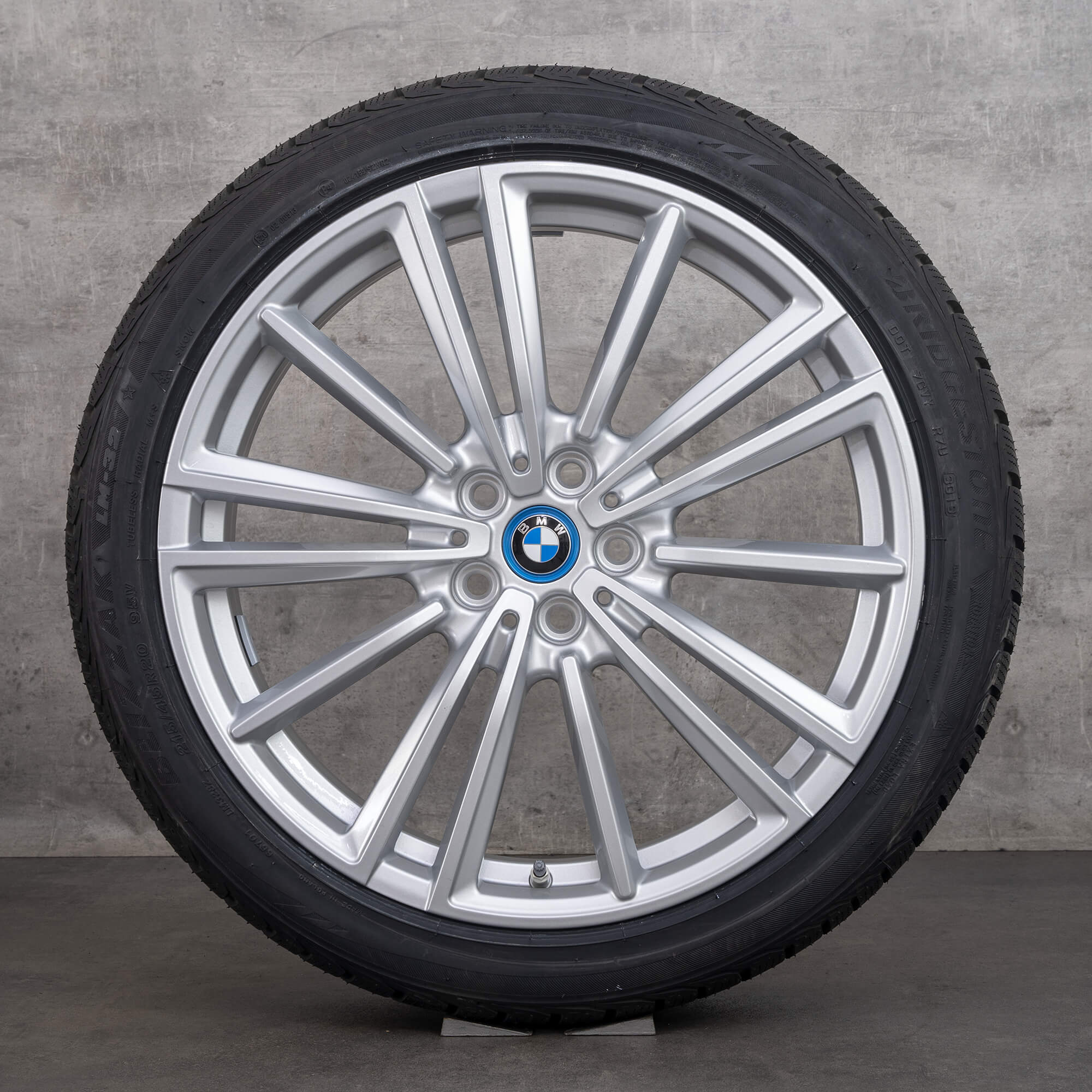 BMW i8 I12 I15 ruedas de invierno 20 pulgadas neumáticos estilo 516 llantas