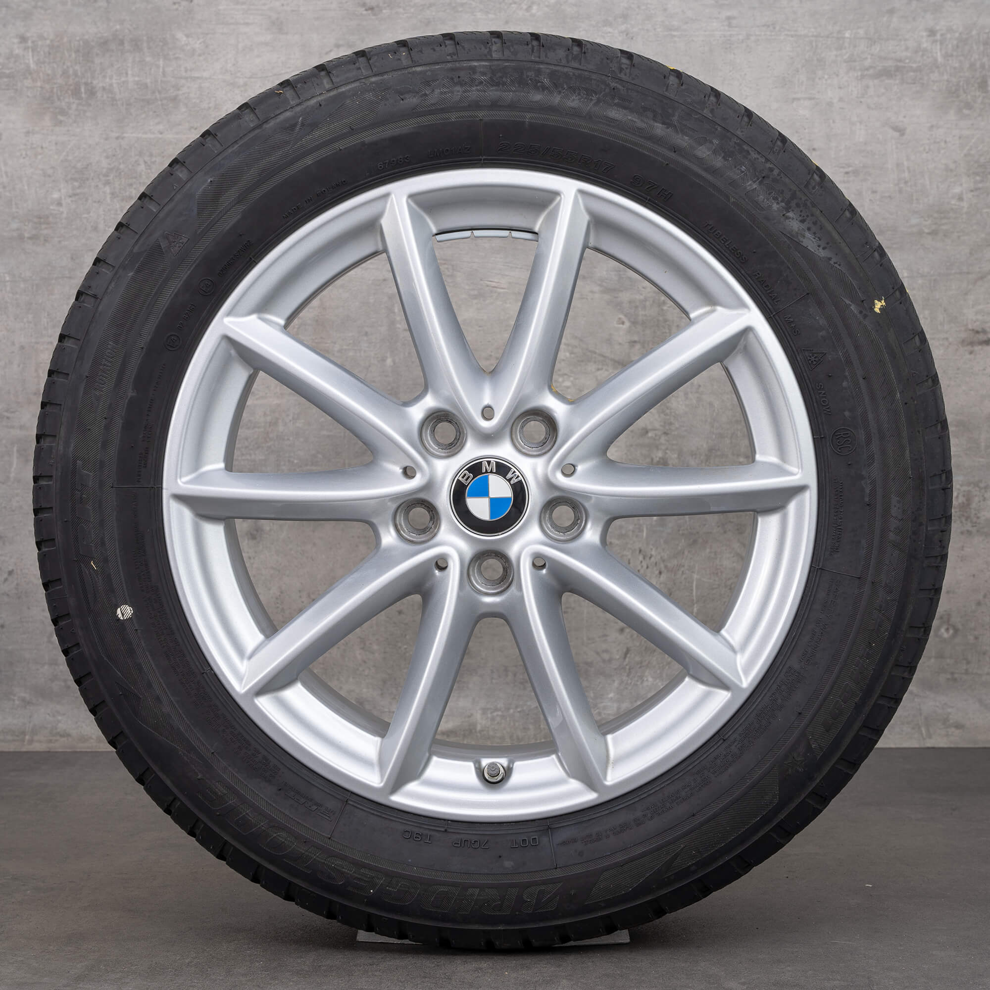 Llantas BMW 17 pulgadas X1 F48 X2 F39 Estilo 560 neumáticos de invierno ruedas