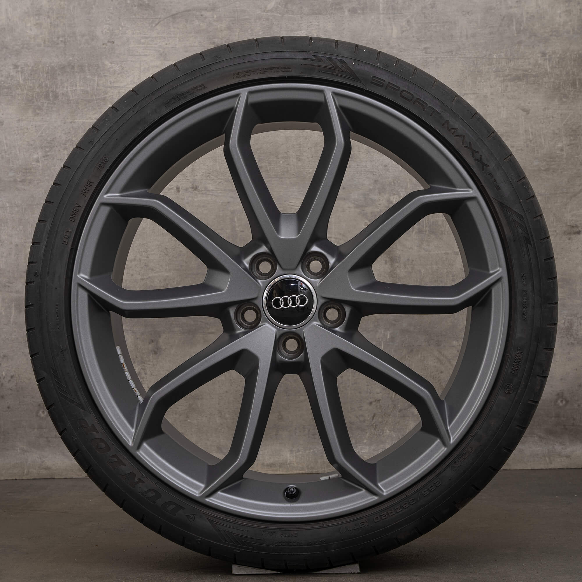 Original Audi Q3 RS 8U 20 inch winter tires 8U0601025AP rims grey