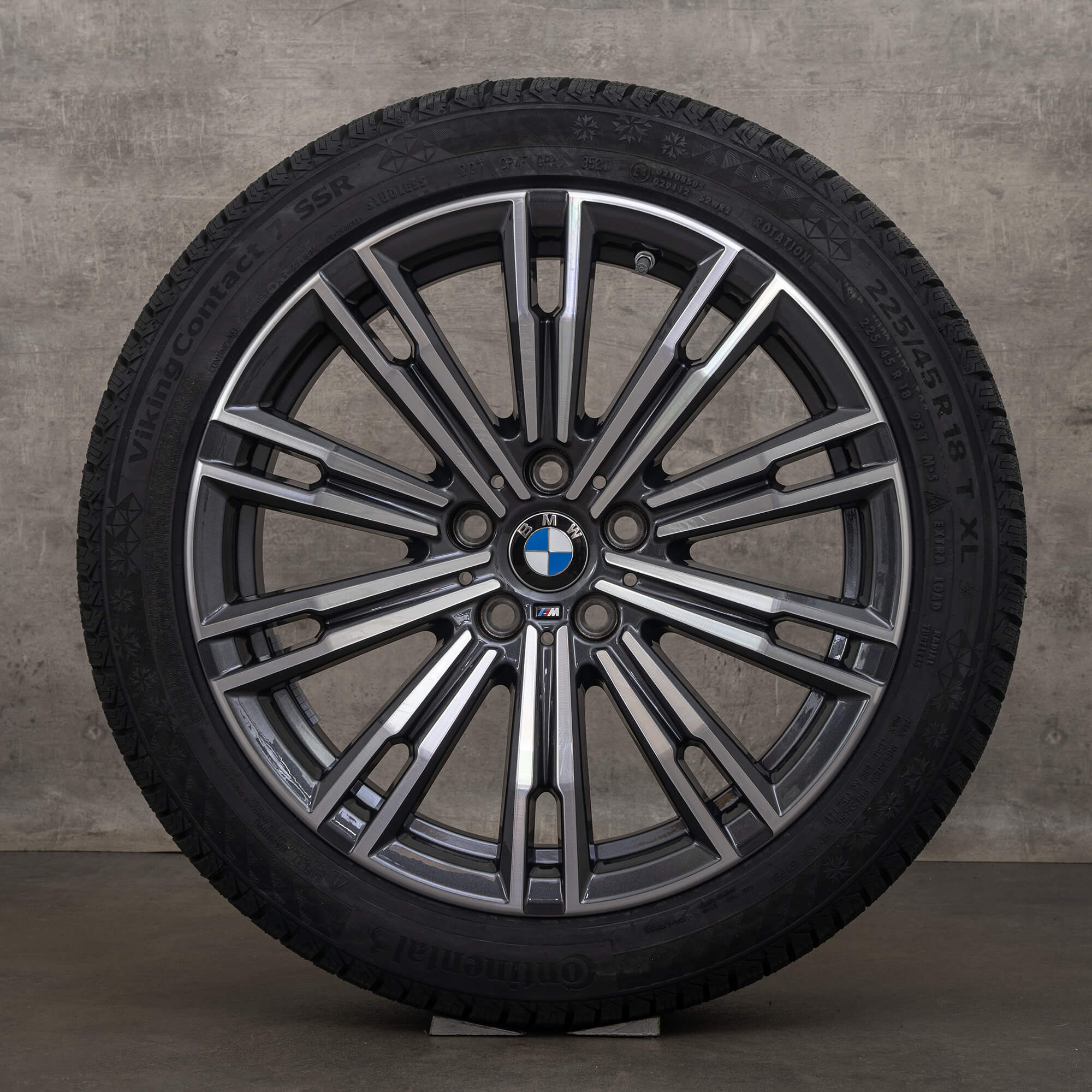 Originele BMW 2 Serie 3 4 winterwielen 18 inch G42 G20 G21 G22 G23 velgen styling 790 M 8089890 orbitgrijs front polish NIEUW