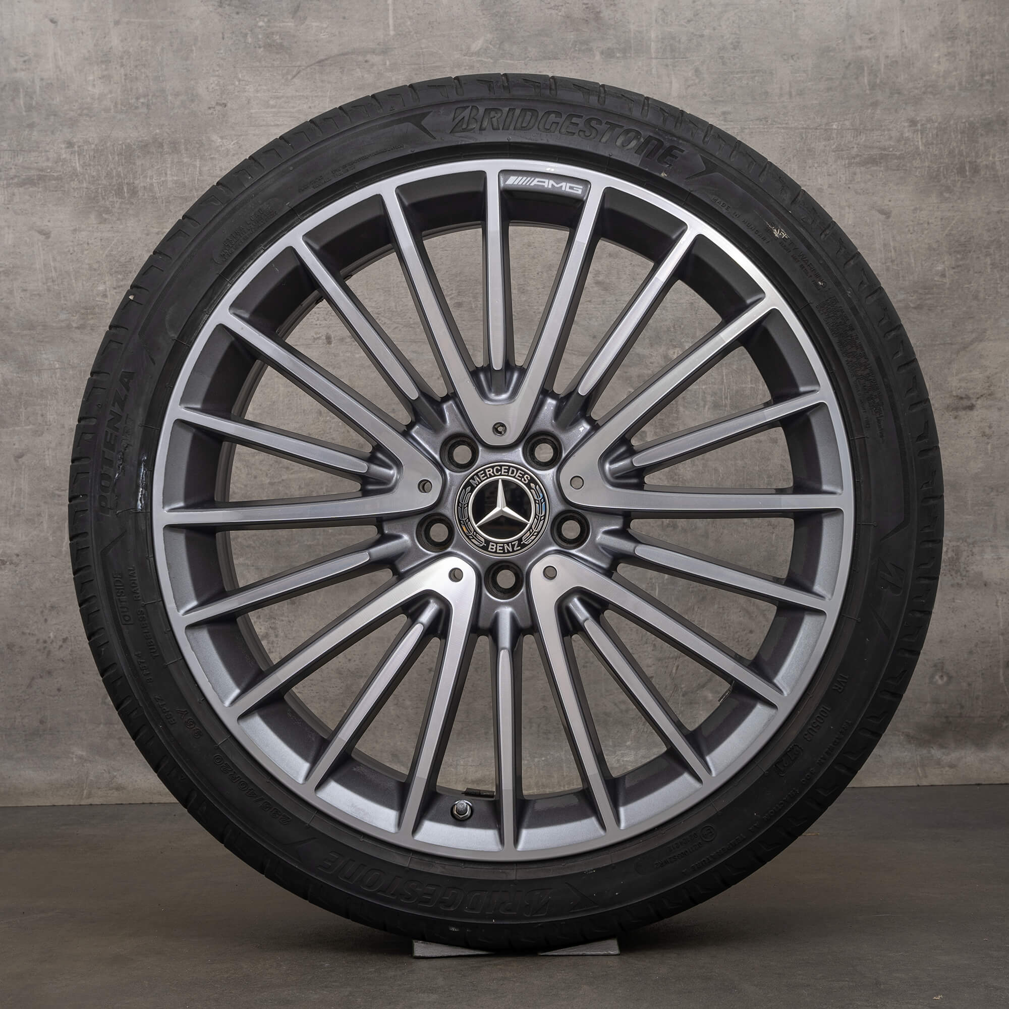 OEM AMG Mercedes GLA 45 X156 20 inch rims summer tires A1564012900 himalaya grey high-sheen