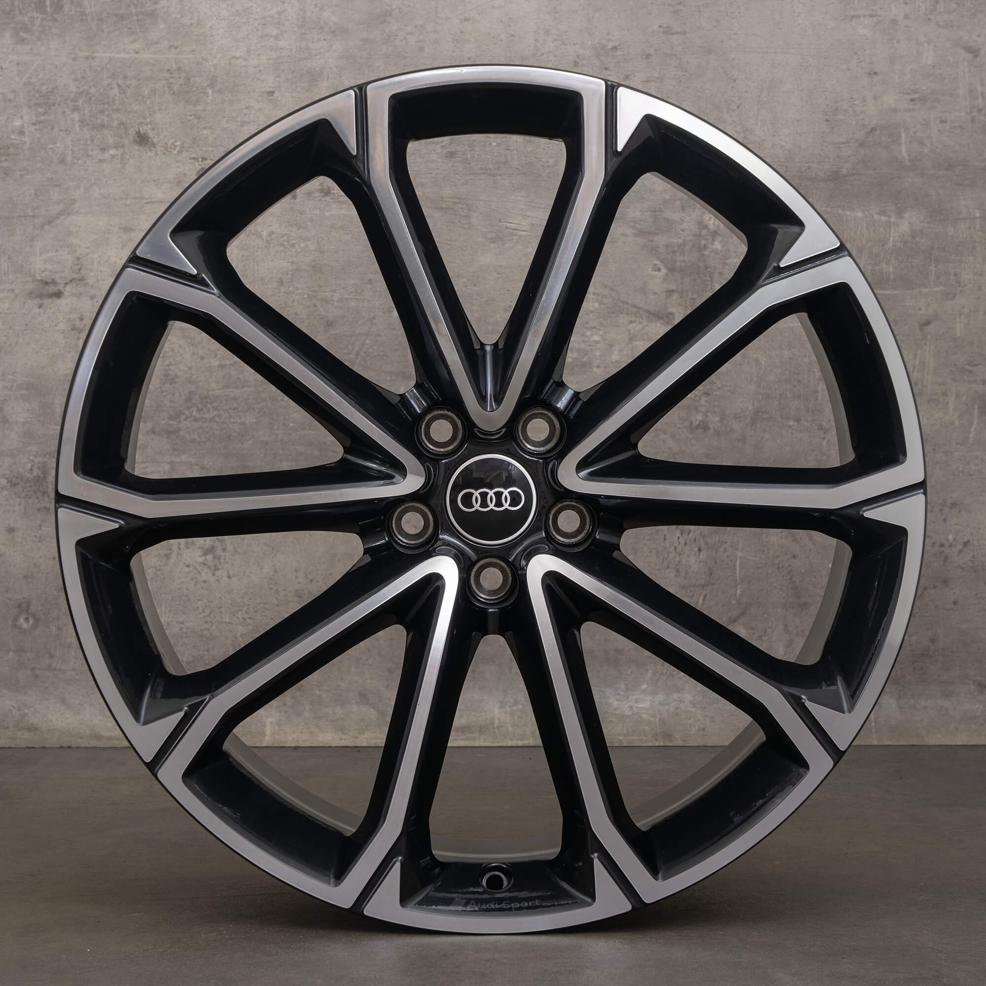 Originele Audi Q3 RSQ3 F3 21 inch velg 83A601025AK zwarte hoogglans aluminium