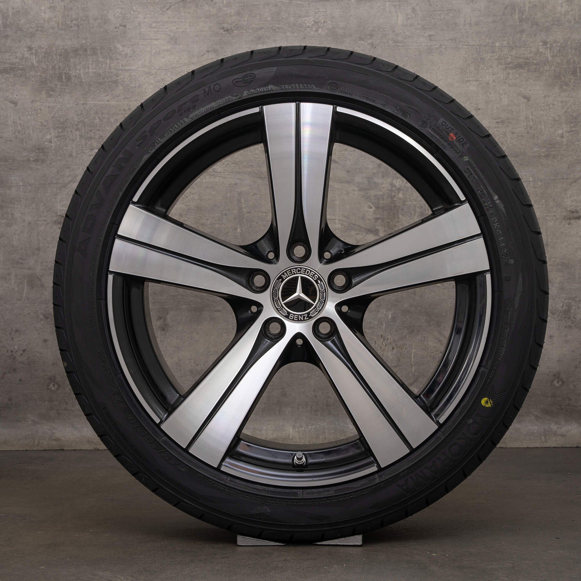 Originele Mercedes C Klasse W206 S206 18 inch A2064014700 zomerbanden